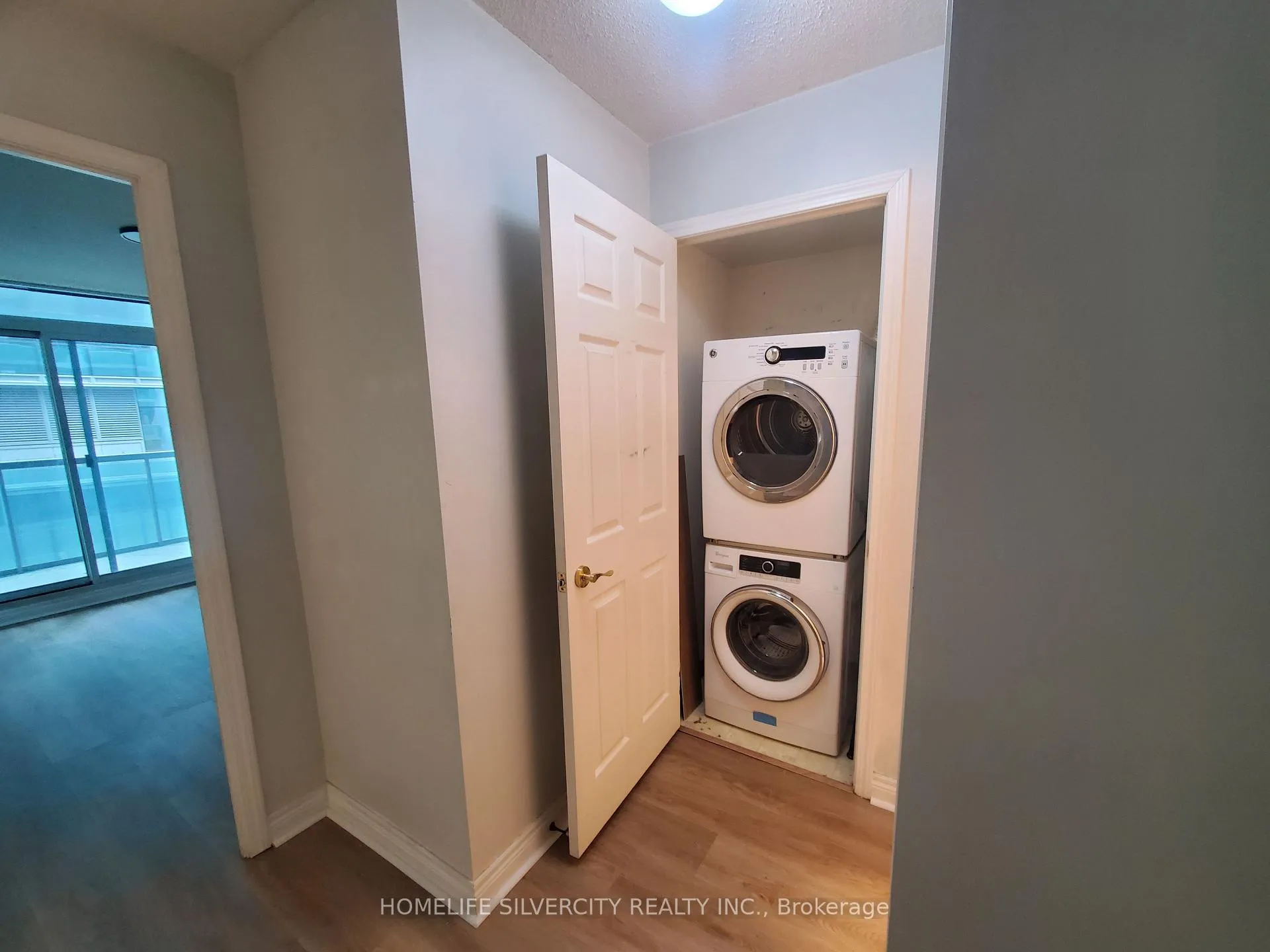 Photo 41 of Unit 607, 30 Grand Trunk Crescent, Toronto, Waterfront Communities — HOMEH