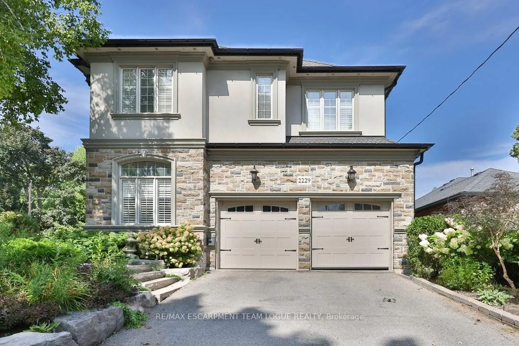 Photo 2 of 2229 Lakeshore Road, Burlington, Brant — HOMEH