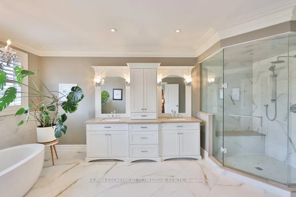 Photo 27 of 2229 Lakeshore Road, Burlington, Brant — HOMEH