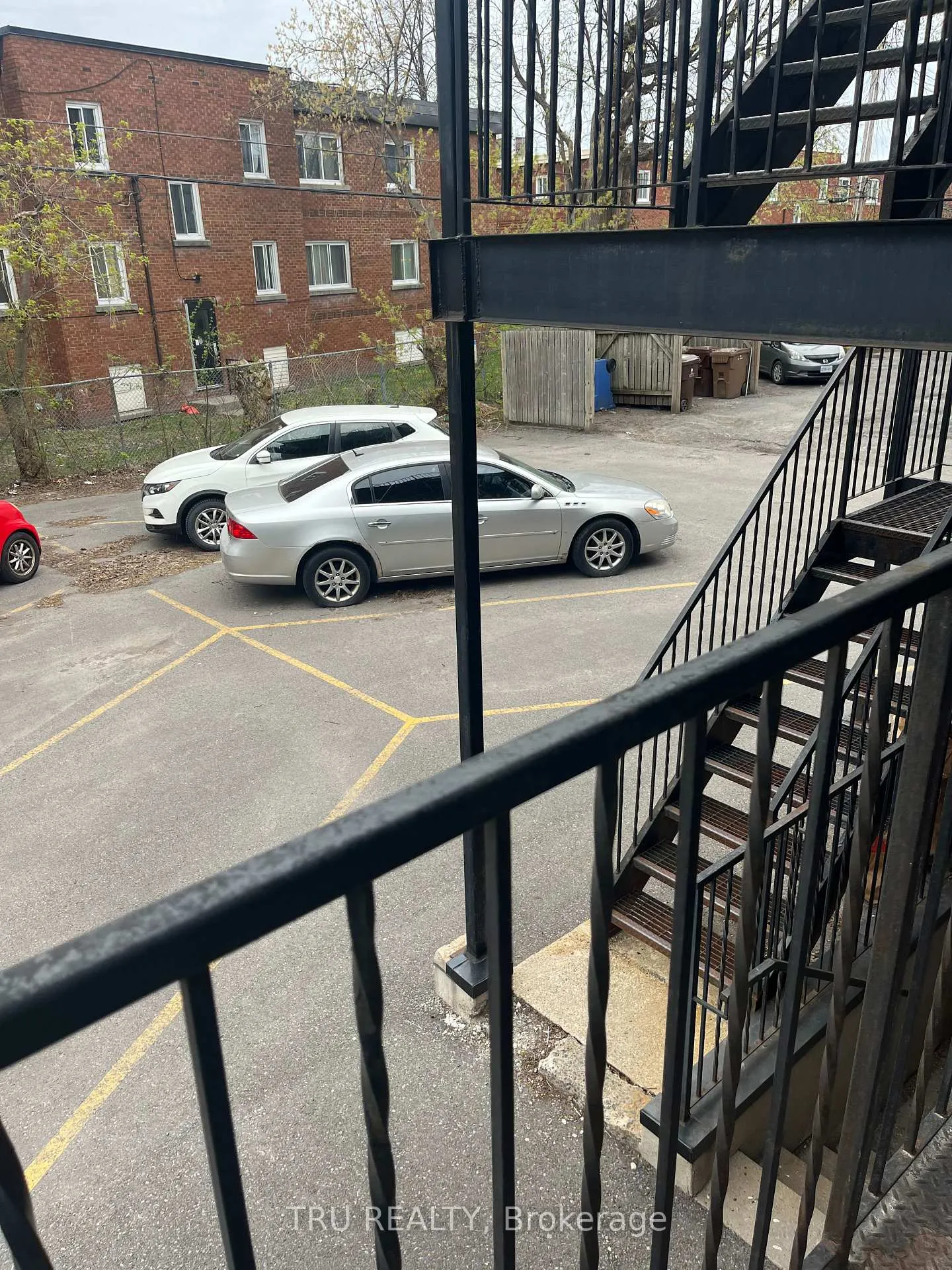 Photo 13 of Unit 3, 384 Blake Boulevard, Ottawa, Vanier — HOMEH