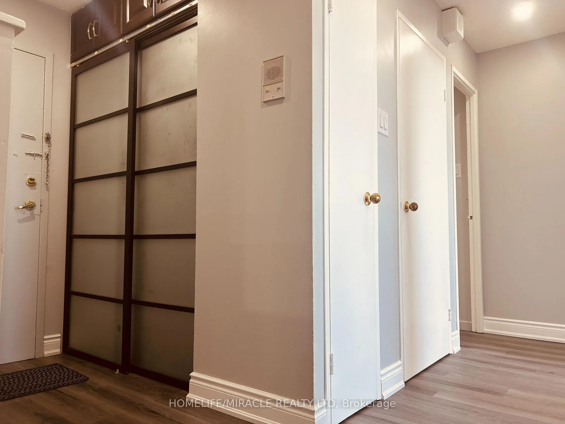 Photo 9 of Unit 1905, 2645 Kipling Avenue, Etobicoke, Mount Olive-Silverstone-Jamestown — HOMEH