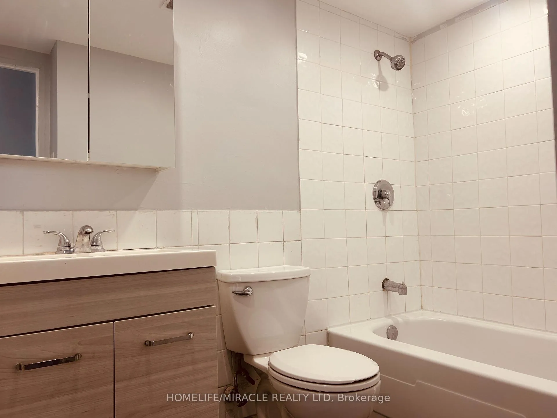 Photo 21 of Unit 1905, 2645 Kipling Avenue, Etobicoke, Mount Olive-Silverstone-Jamestown — HOMEH