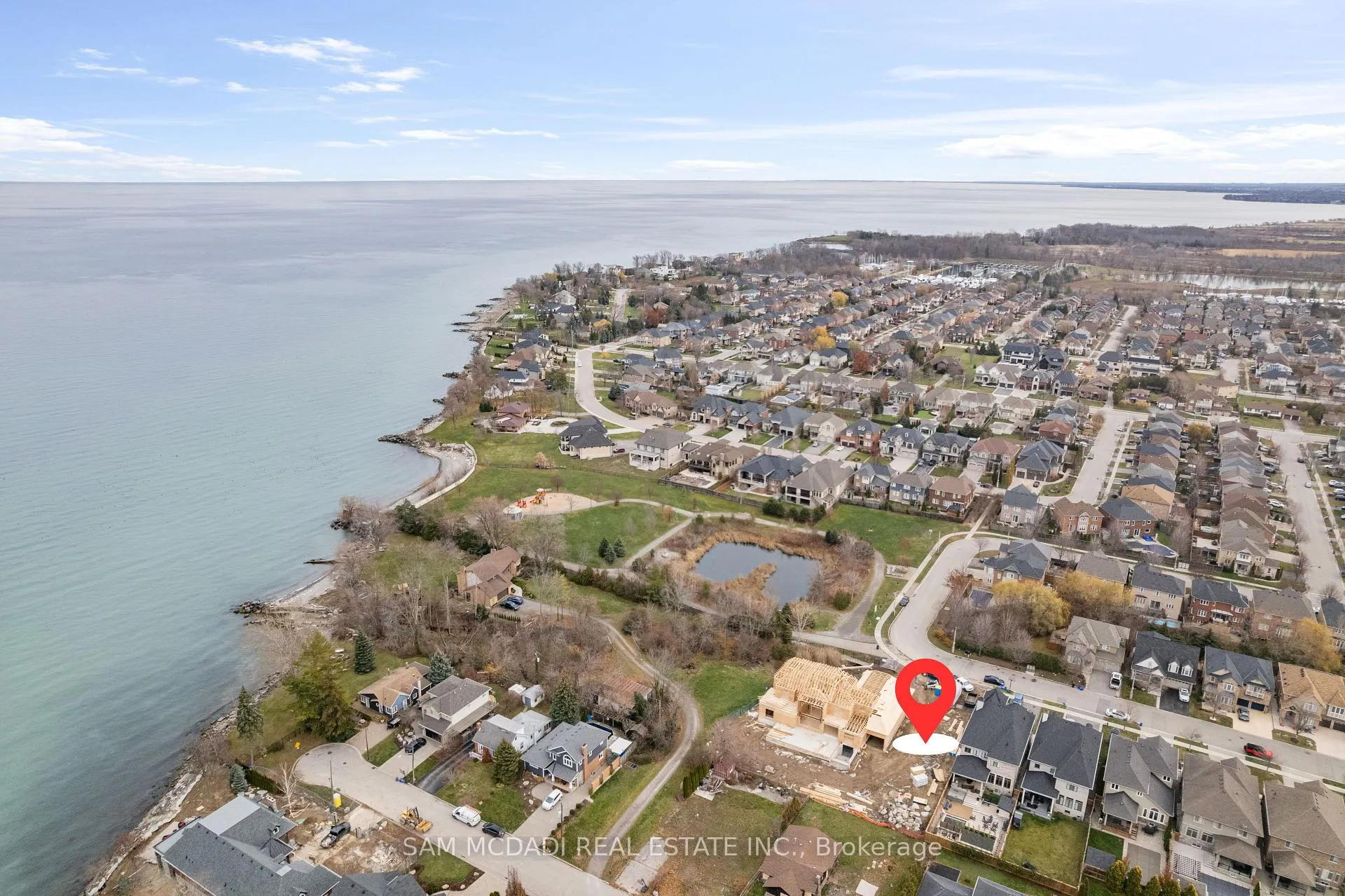 Photo 4 of 451C Montreal Circle, Hamilton, Winona Park — HOMEH