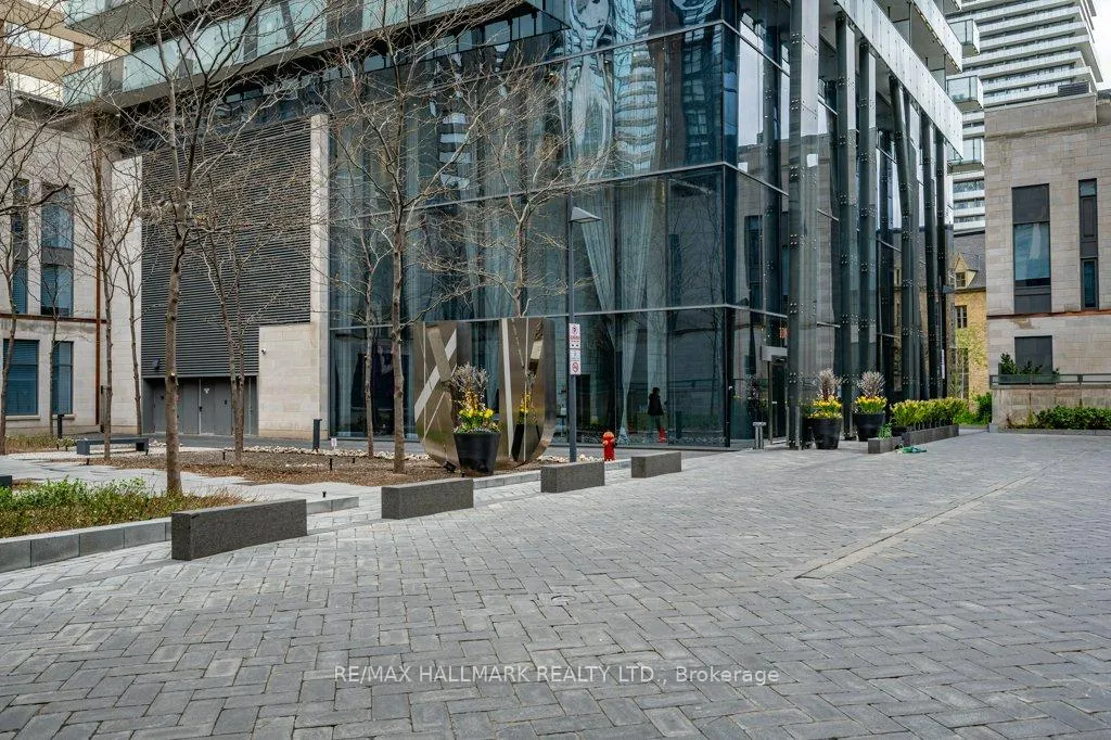 Photo 2 of Unit 1507, 1080 Bay Street, Toronto, Bay Street Corridor — HOMEH