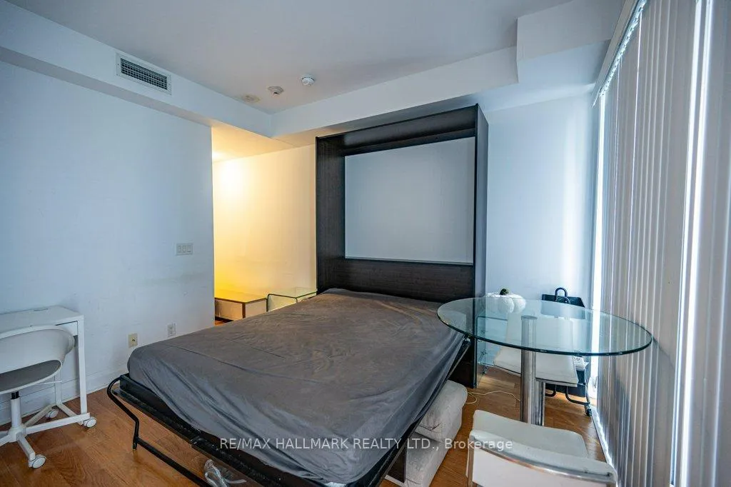 Photo 9 of Unit 1507, 1080 Bay Street, Toronto, Bay Street Corridor — HOMEH
