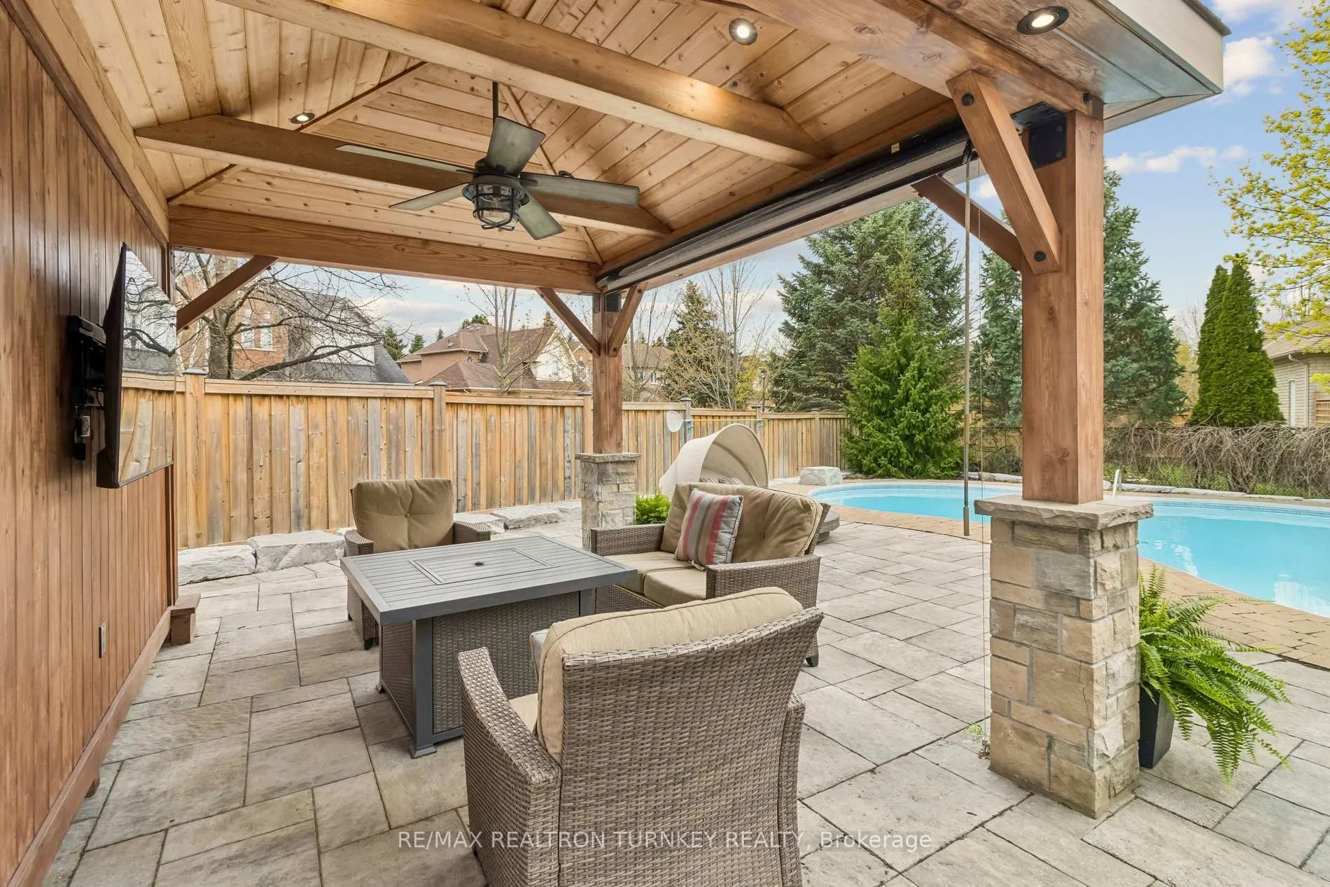 Photo 42 of 778 Quantra Crescent, Newmarket, Stonehaven-Wyndham — HOMEH