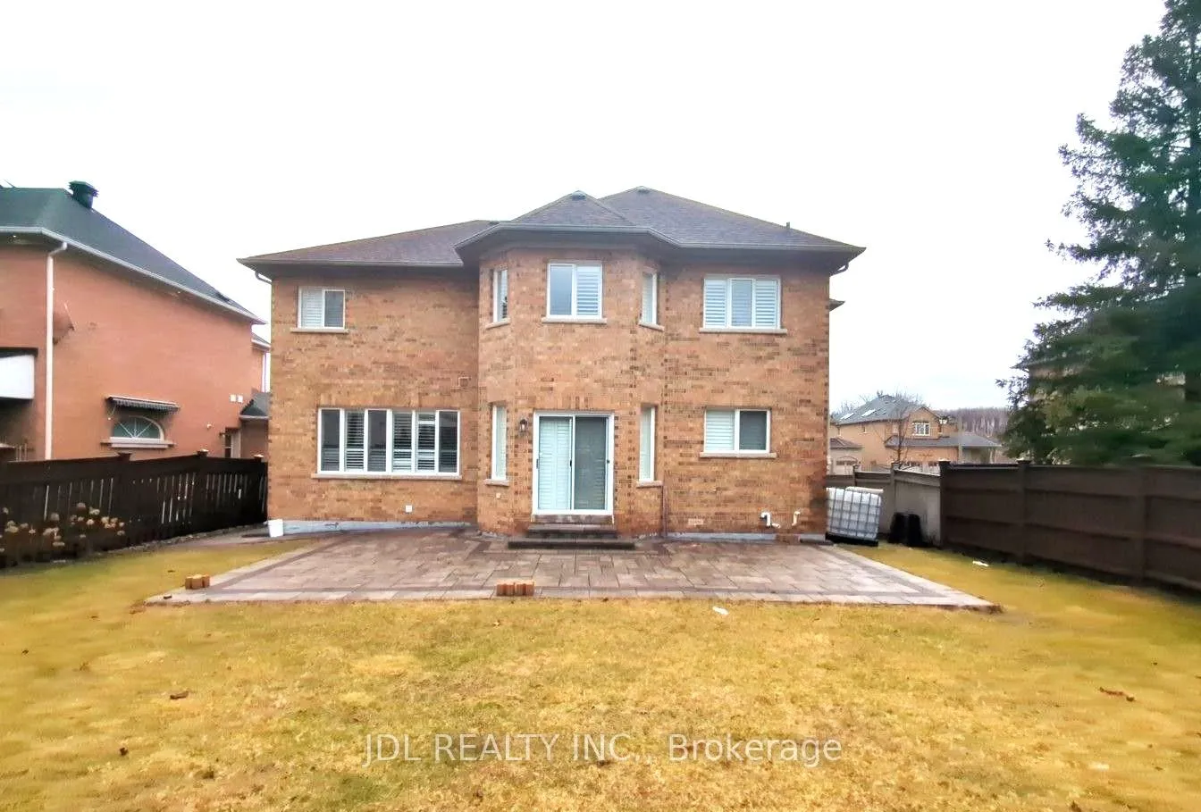 Photo 8 of 6 Odessa Crescent, Markham, Cachet — HOMEH