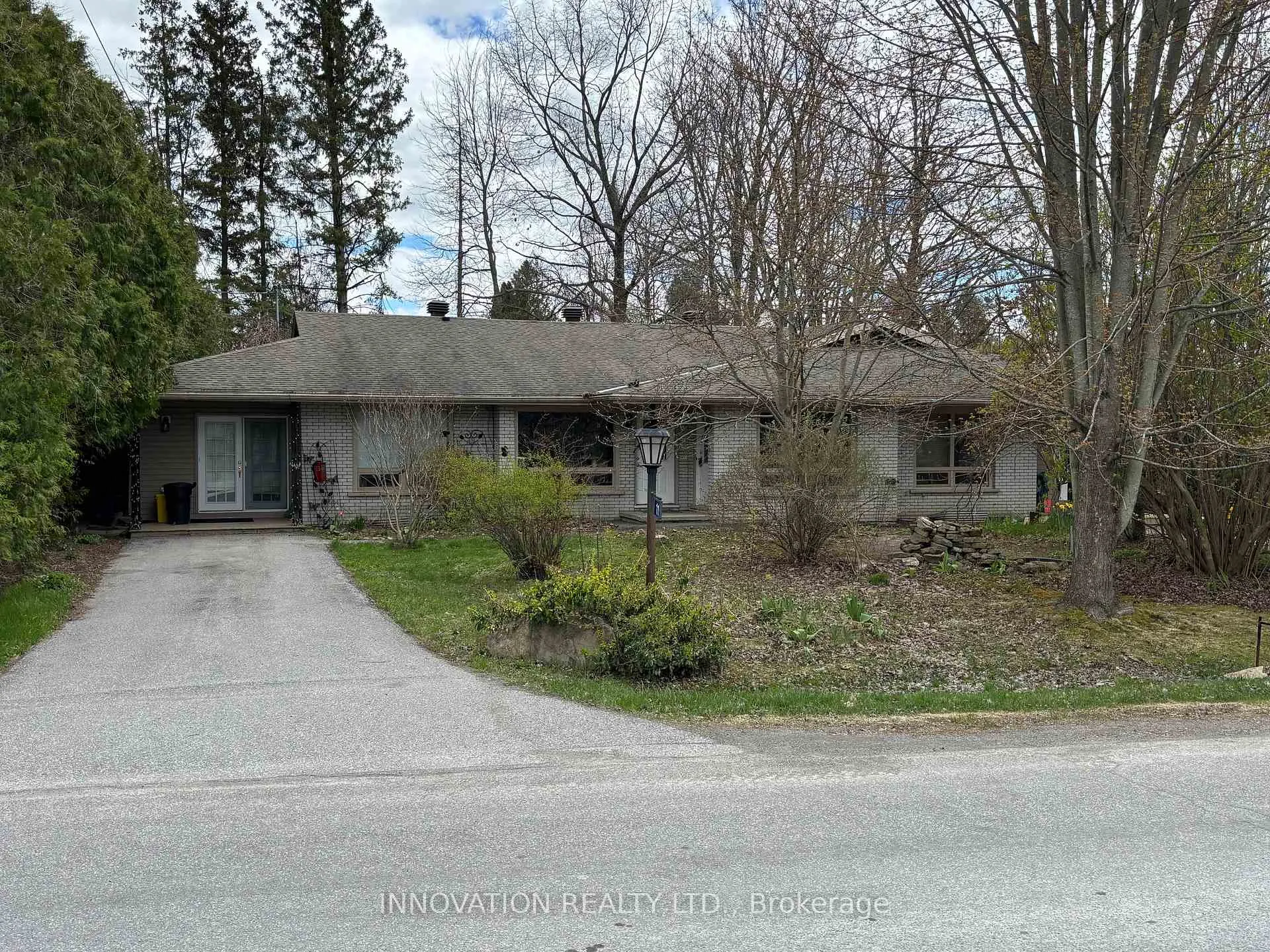 Photo 2 of 11 & 13 Bayview Crescent, Smiths Falls — HOMEH
