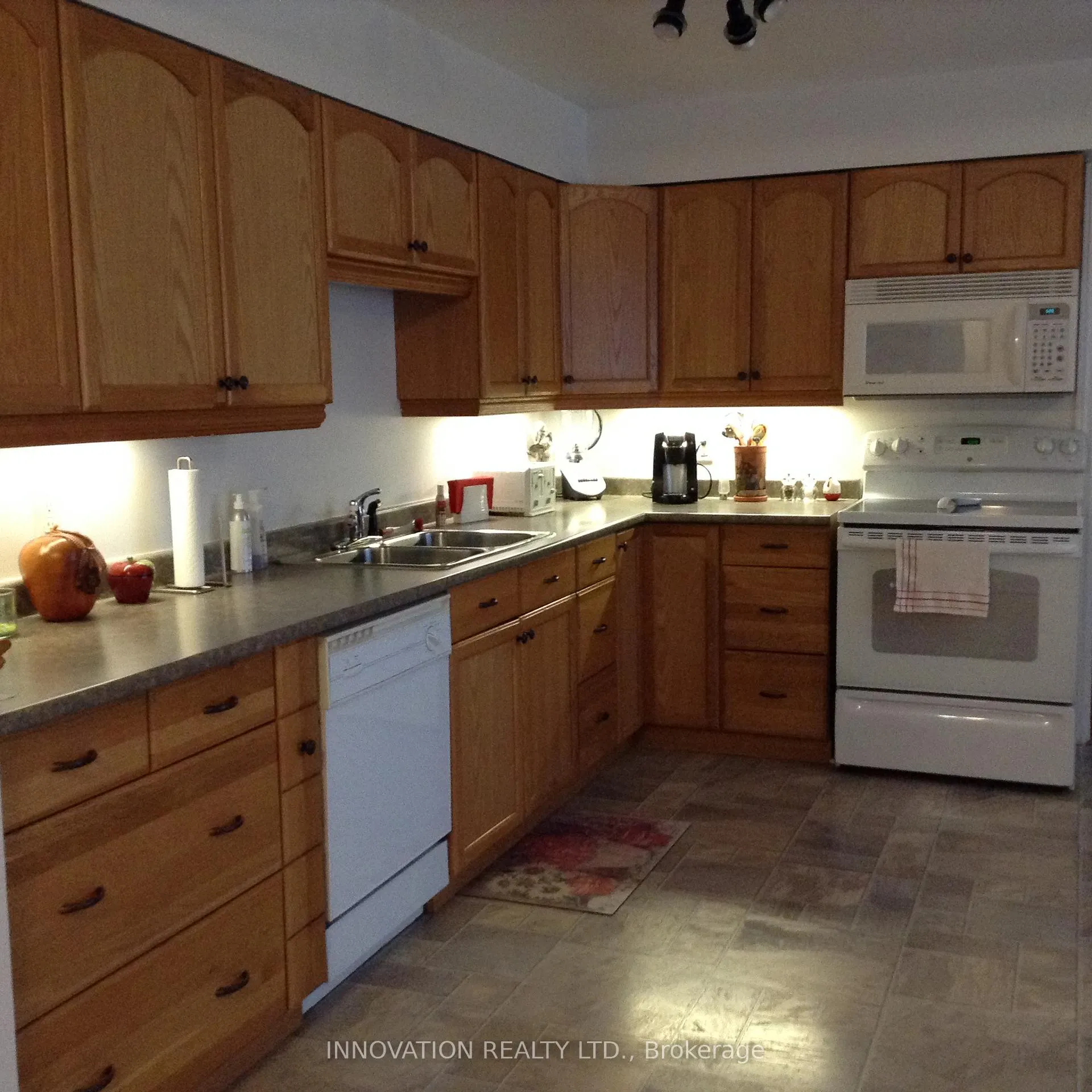 Photo 7 of 11 & 13 Bayview Crescent, Smiths Falls — HOMEH