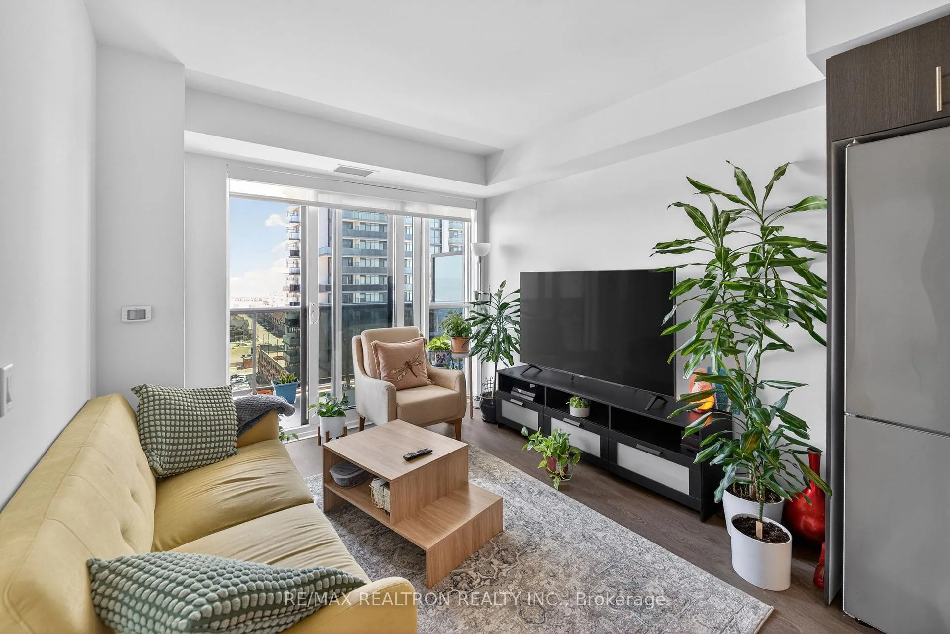 Photo 12 of Unit 1212, 2550 Simcoe Street N, Oshawa, Windfields — HOMEH