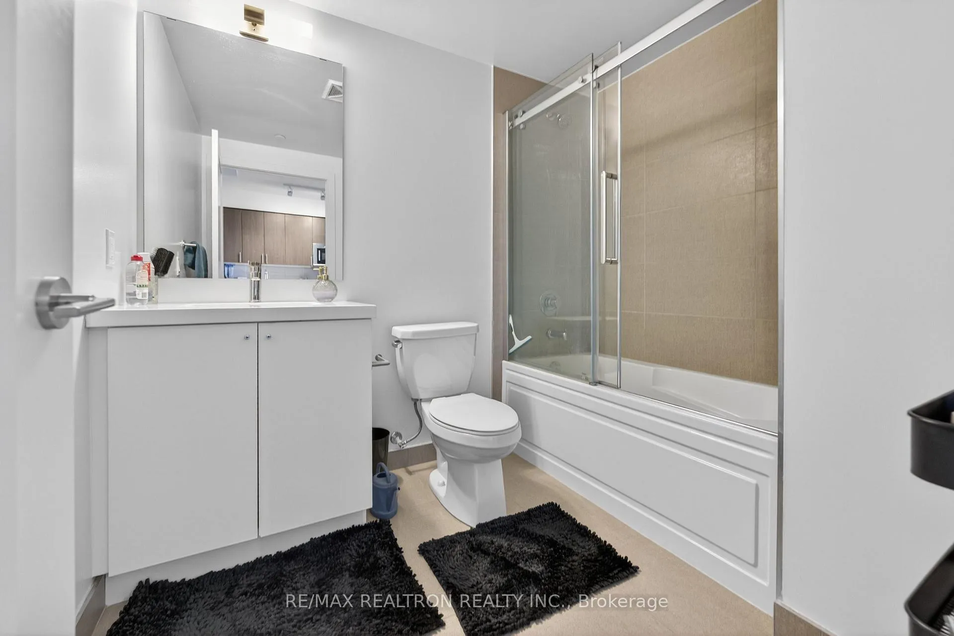 Photo 17 of Unit 1212, 2550 Simcoe Street N, Oshawa, Windfields — HOMEH