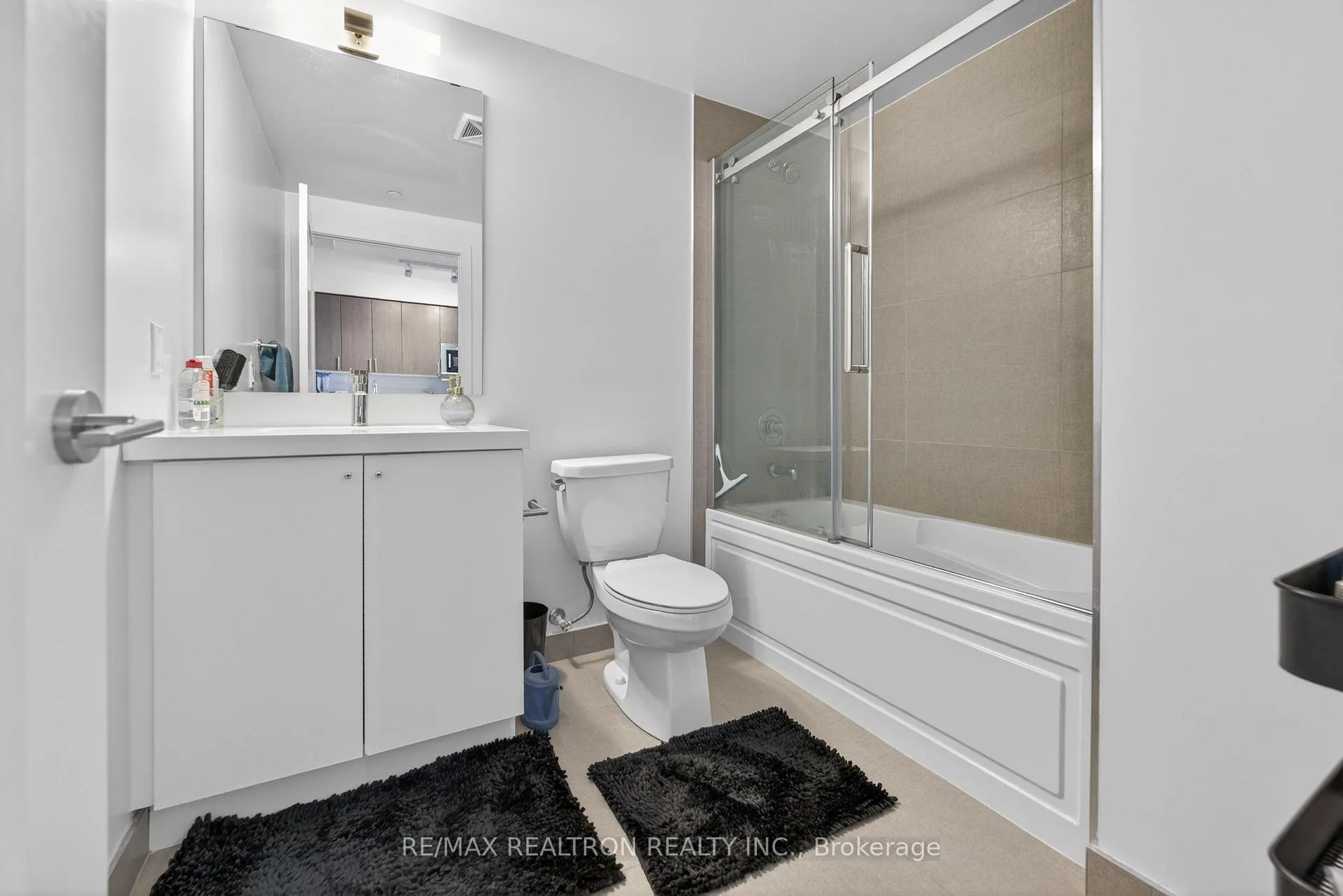 Photo 18 of Unit 1212, 2550 Simcoe Street N, Oshawa, Windfields — HOMEH