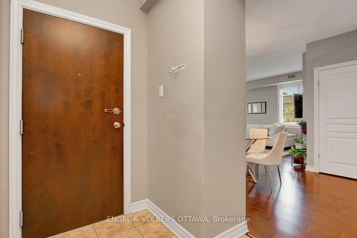 Photo 2 of Unit E, 188 Hornchurch Lane E, Ottawa, Barrhaven - Longfields — HOMEH