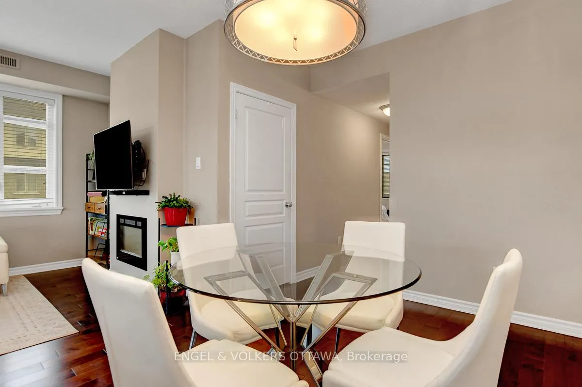 Photo 6 of Unit E, 188 Hornchurch Lane E, Ottawa, Barrhaven - Longfields — HOMEH