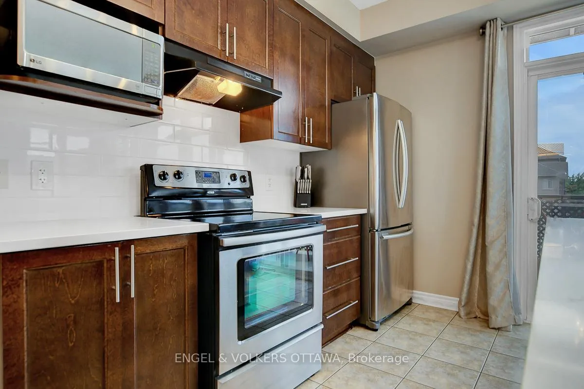 Photo 16 of Unit E, 188 Hornchurch Lane E, Ottawa, Barrhaven - Longfields — HOMEH