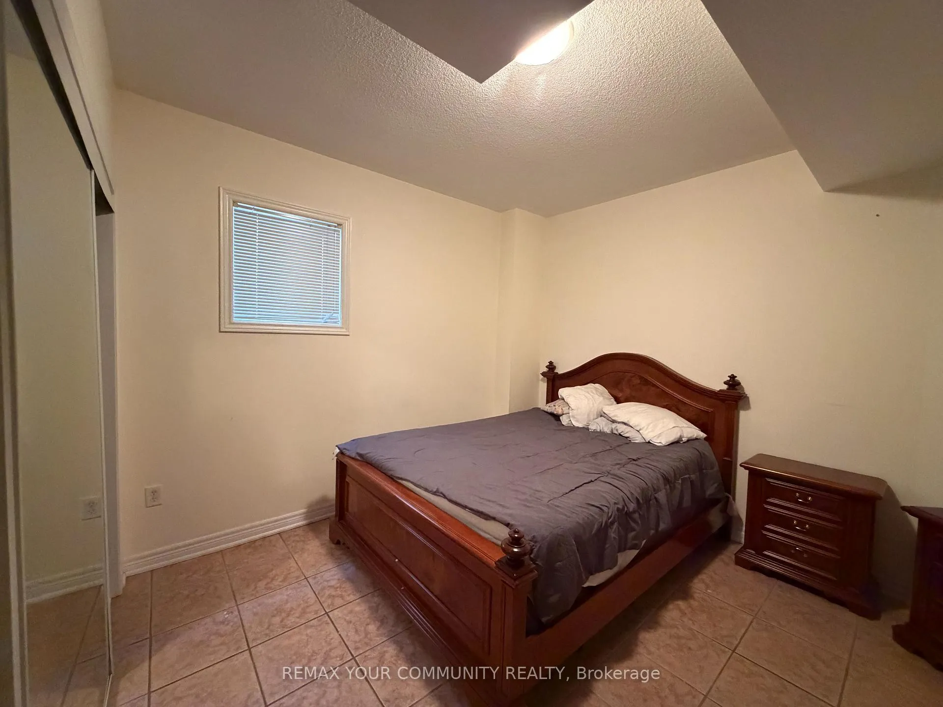 Photo 6 of 67 Guery Crescent, Vaughan, East Woodbridge — HOMEH