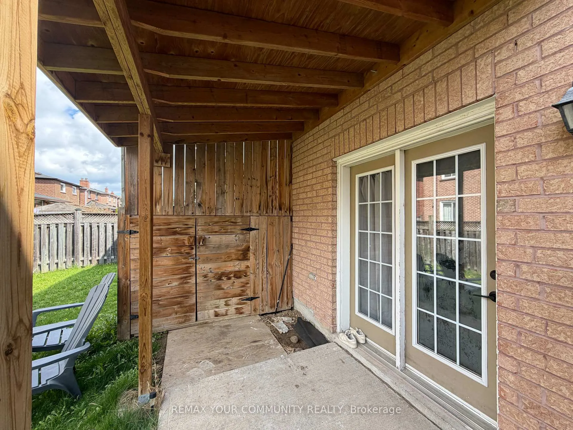 Photo 9 of 67 Guery Crescent, Vaughan, East Woodbridge — HOMEH