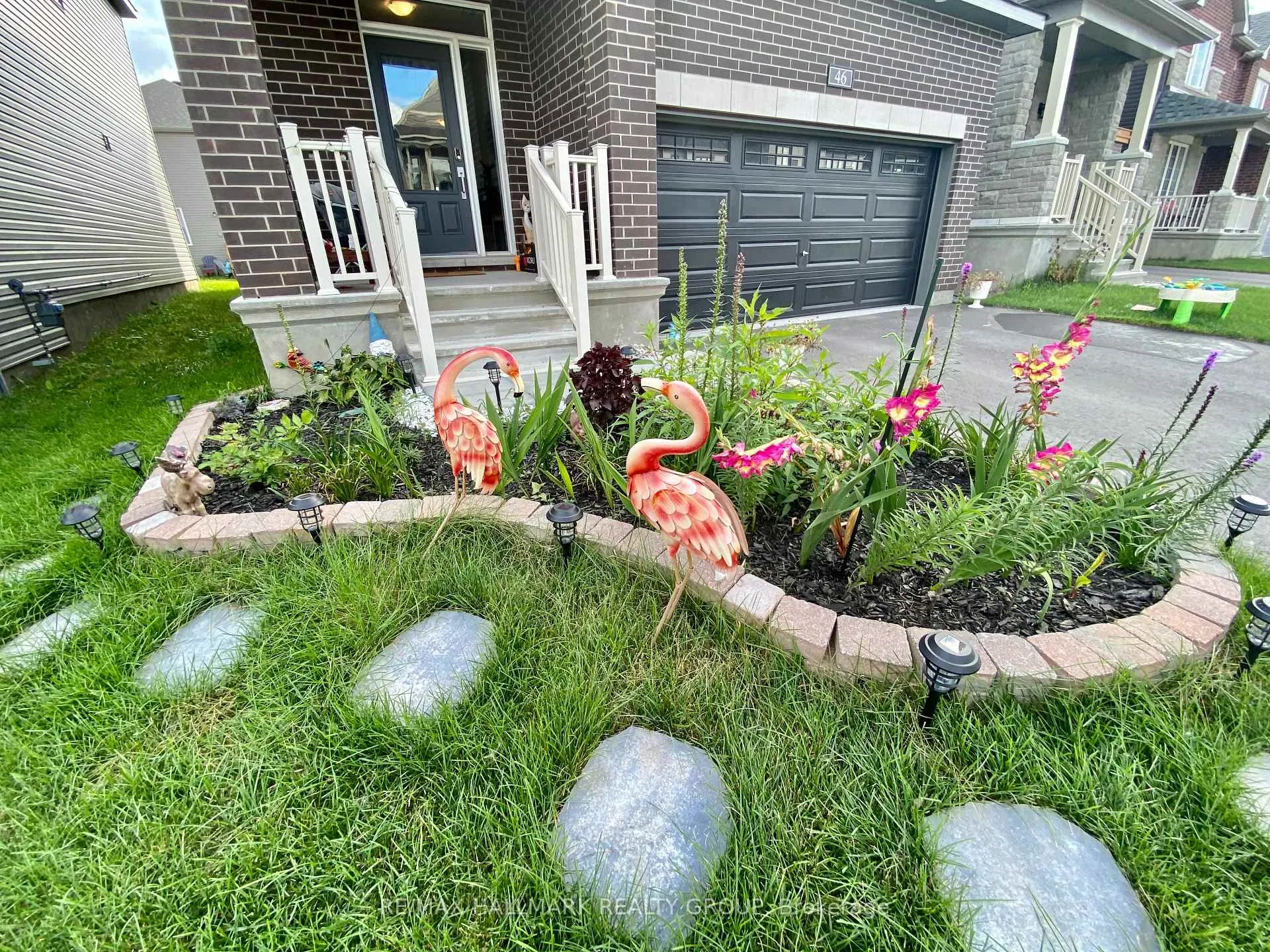 Photo 2 of 46 Eramosa Crescent, Ottawa, Kanata - Kanata Lakes/Heritage Hills — HOMEH