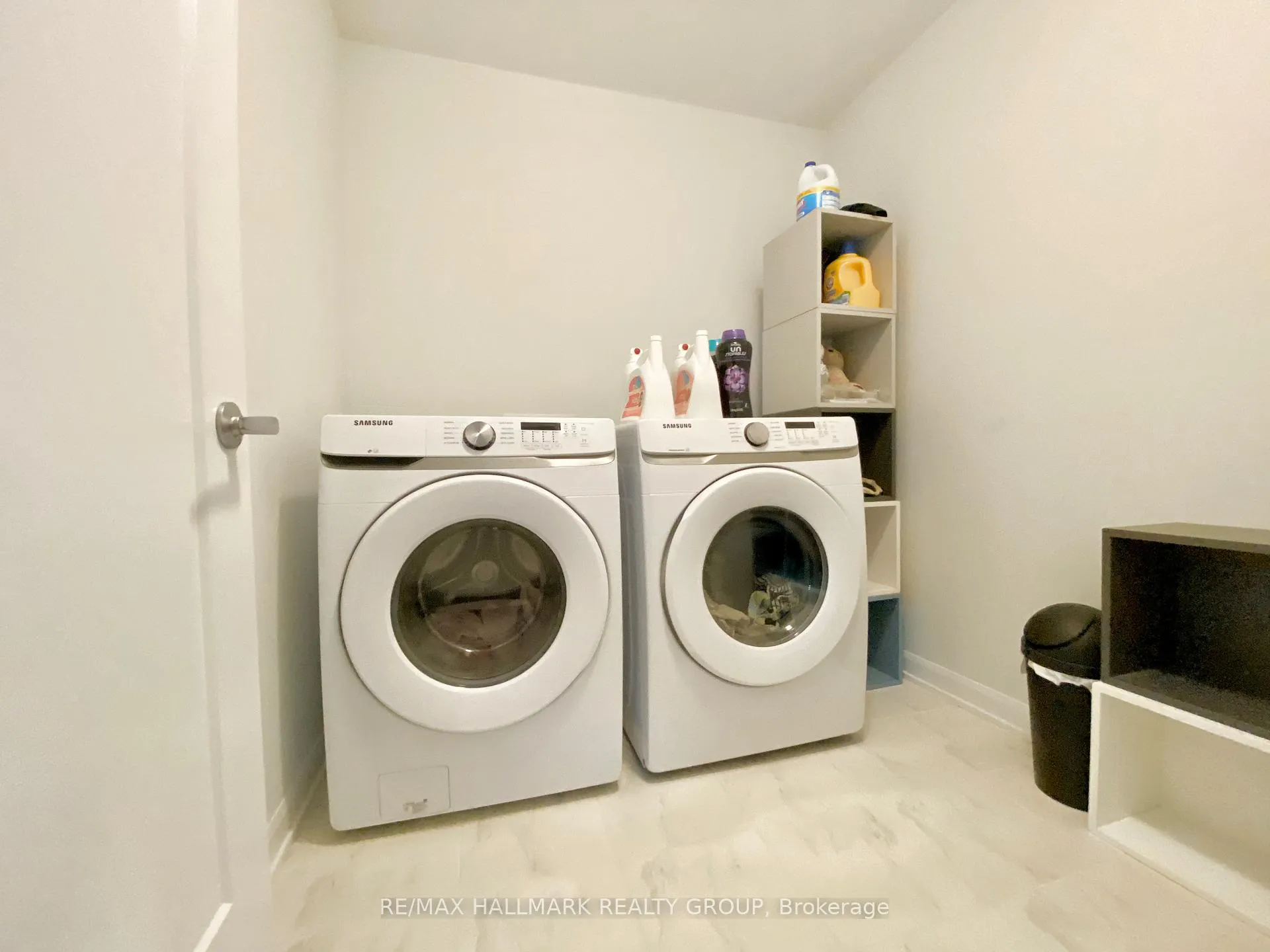 Photo 15 of 46 Eramosa Crescent, Ottawa, Kanata - Kanata Lakes/Heritage Hills — HOMEH