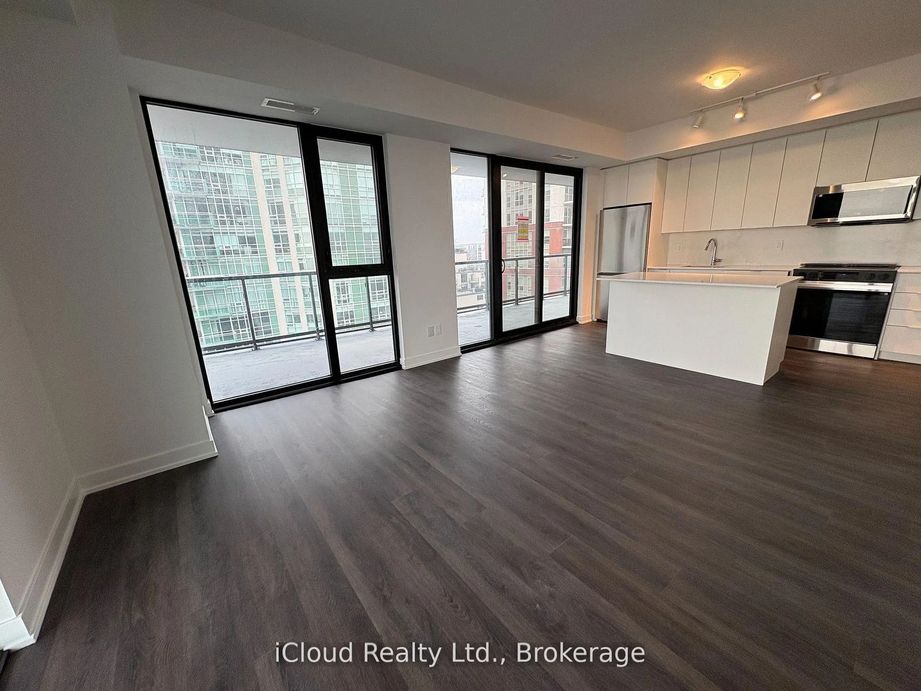 Photo 20 of Unit 908, 2075 Lakeshore Road, Burlington, Brant — HOMEH