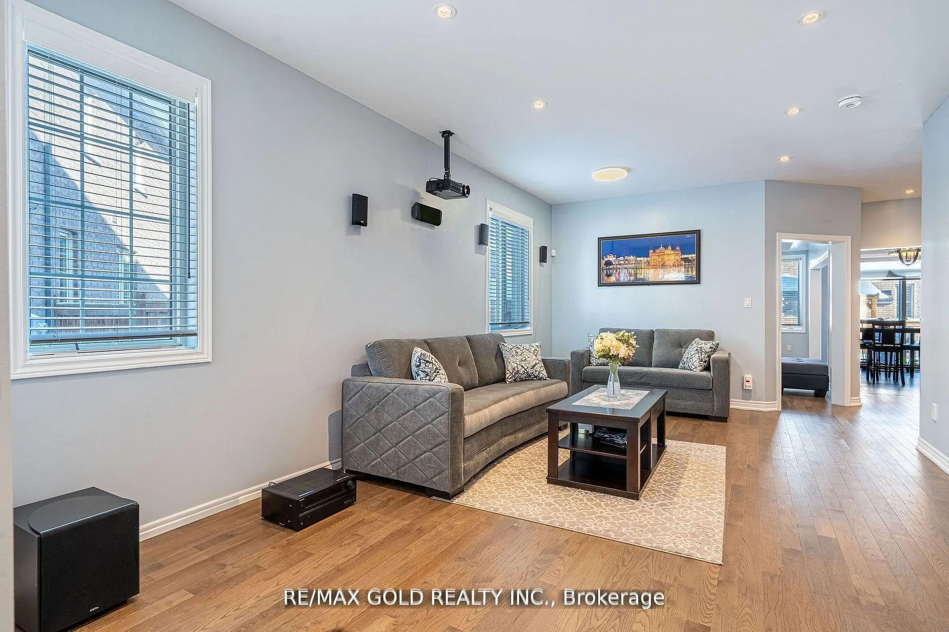 Photo 2 of 10 Spokanne Street, Brampton, Sandringham-Wellington North — HOMEH