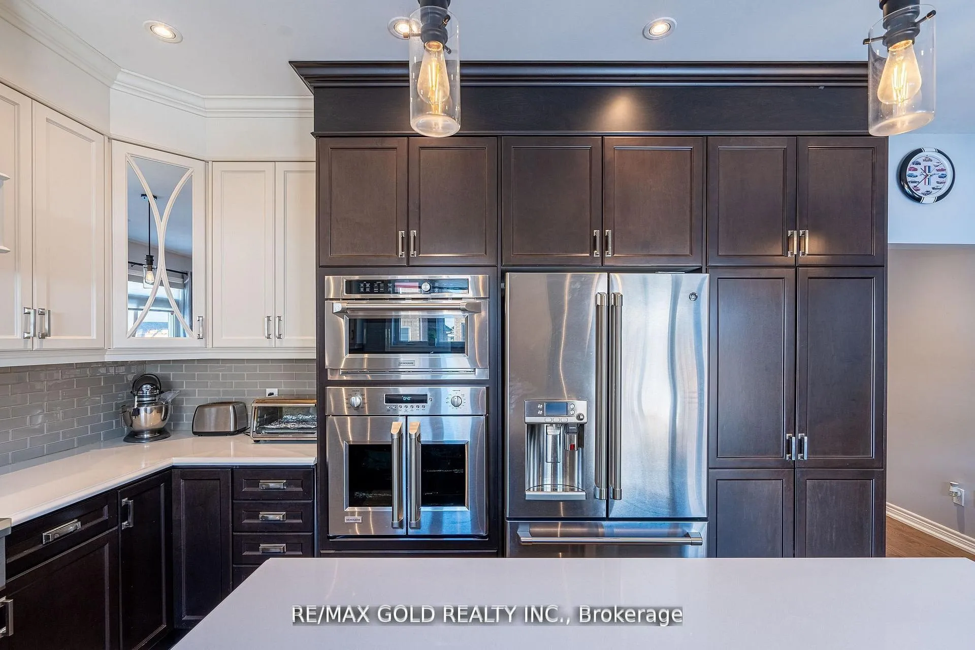 Photo 10 of 10 Spokanne Street, Brampton, Sandringham-Wellington North — HOMEH