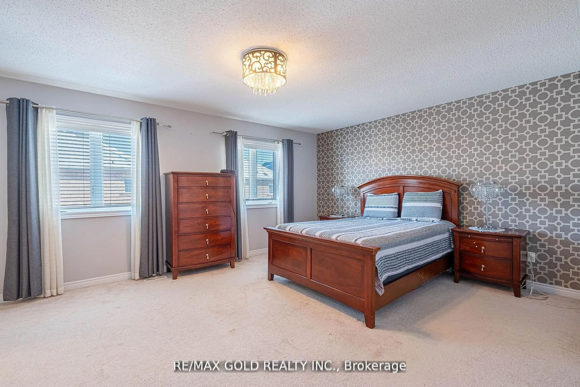 Photo 17 of 10 Spokanne Street, Brampton, Sandringham-Wellington North — HOMEH