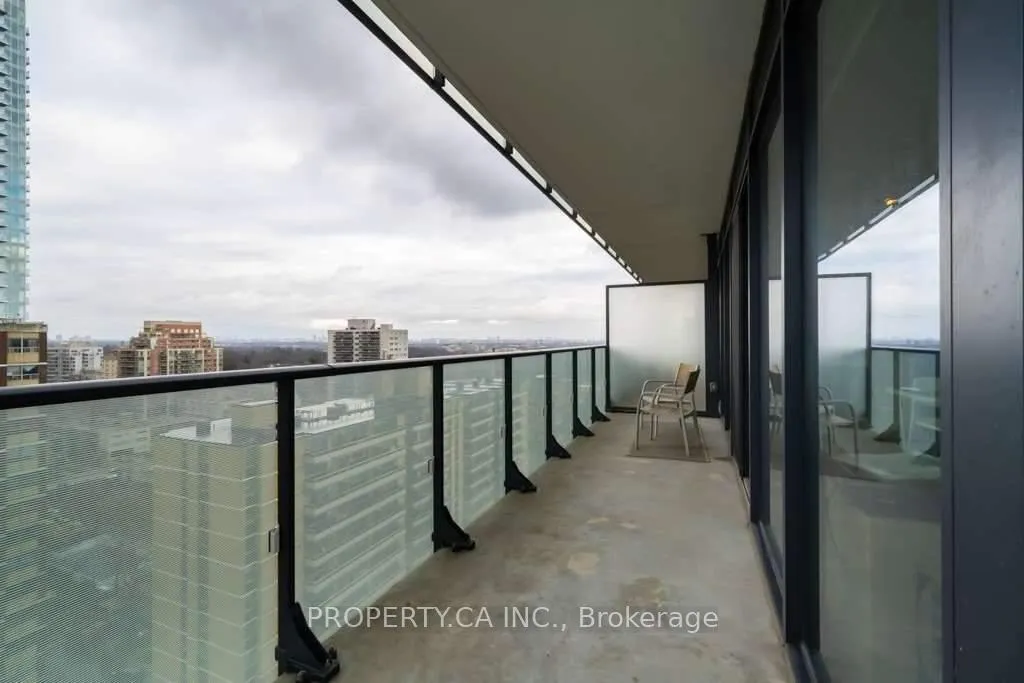 Photo 9 of Unit 1303, 185 Roehampton Avenue, Toronto, Mount Pleasant West — HOMEH