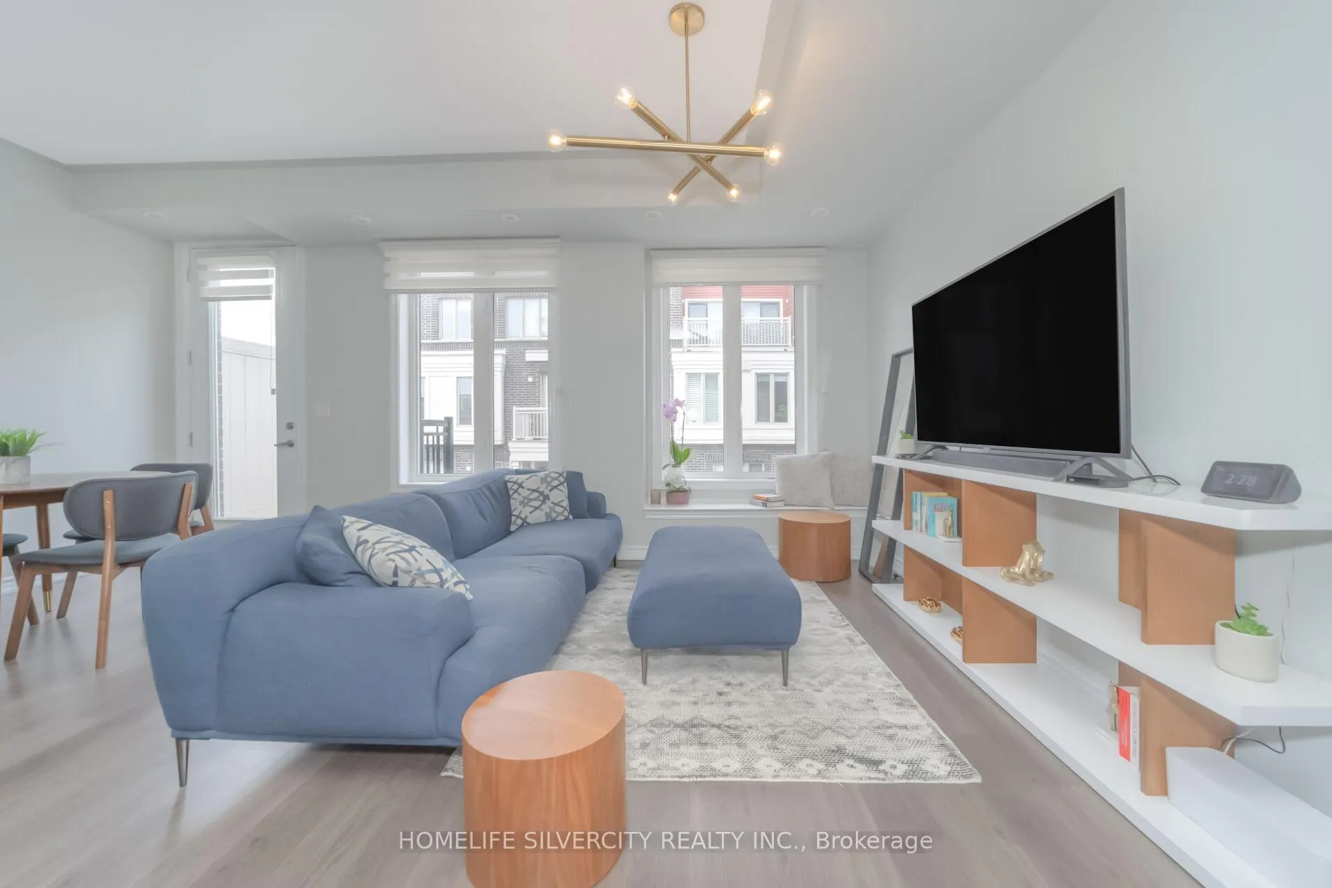 Photo 16 of Unit 4, 130 Long Branch Avenue, Etobicoke, Long Branch — HOMEH