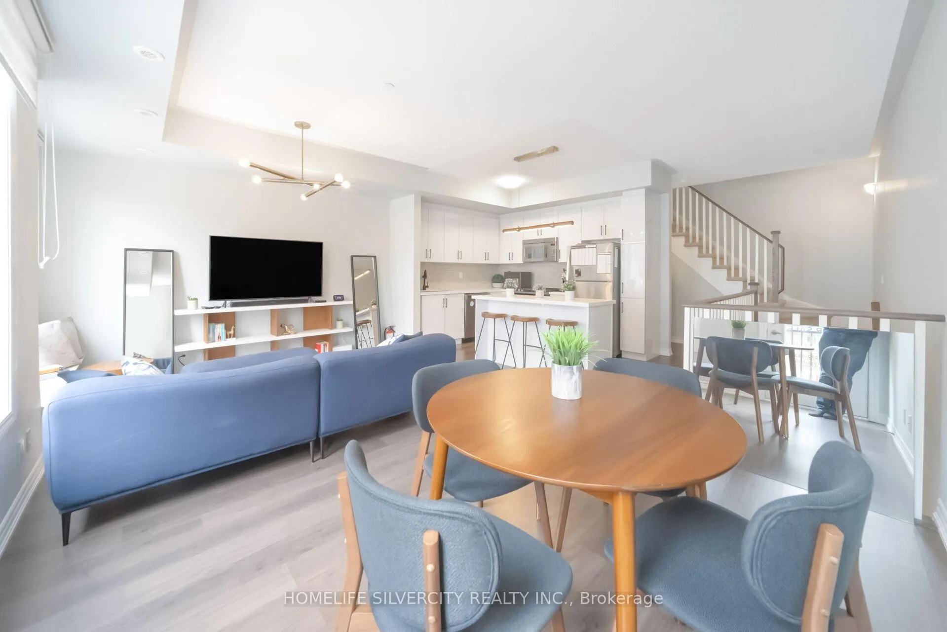 Photo 22 of Unit 4, 130 Long Branch Avenue, Etobicoke, Long Branch — HOMEH