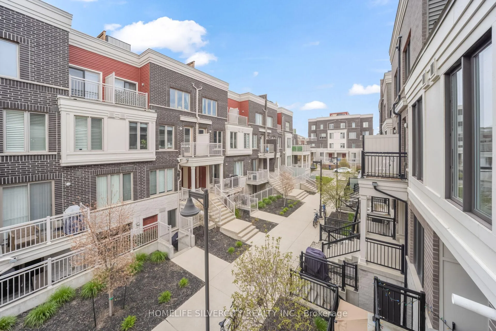 Photo 25 of Unit 4, 130 Long Branch Avenue, Etobicoke, Long Branch — HOMEH