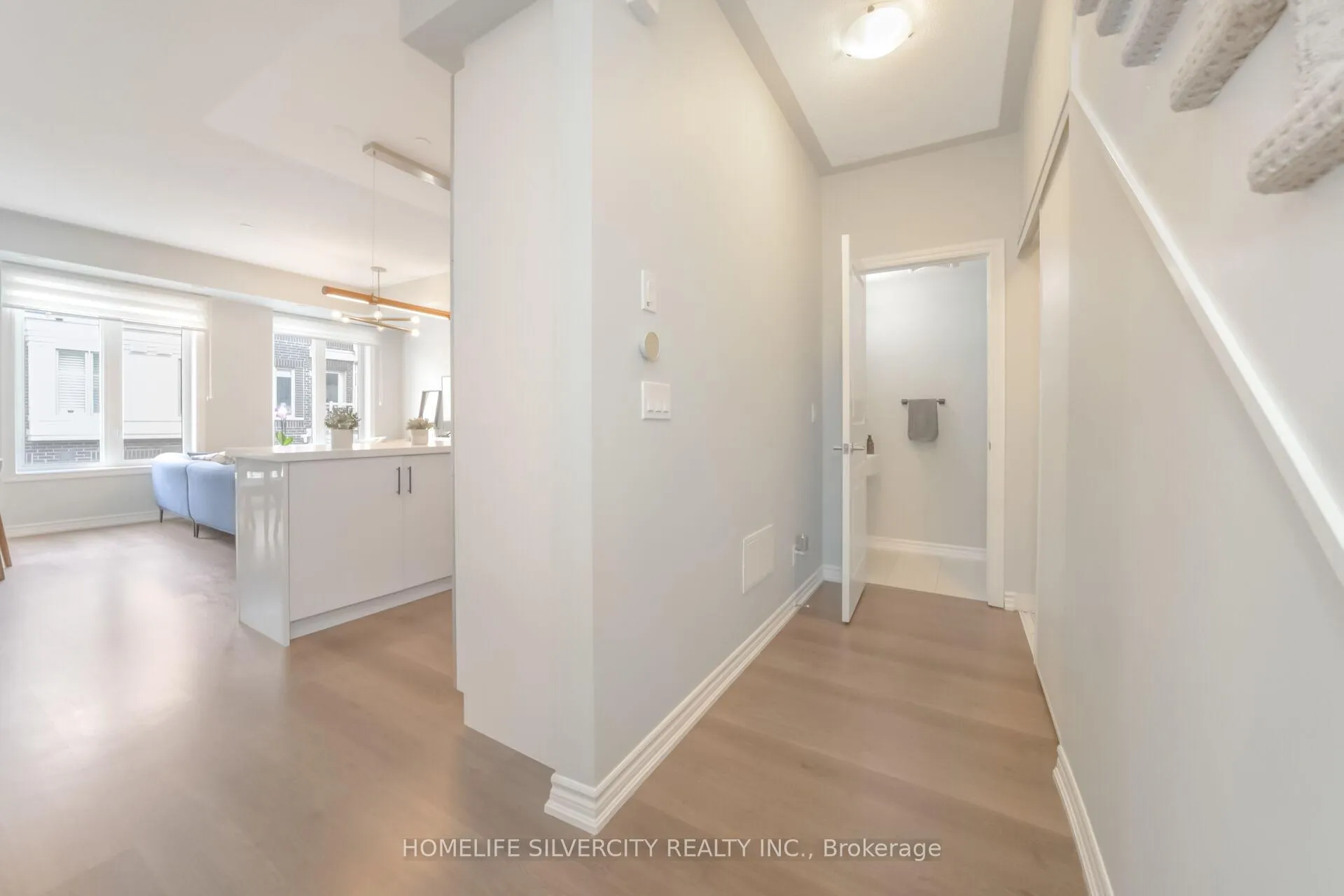 Photo 26 of Unit 4, 130 Long Branch Avenue, Etobicoke, Long Branch — HOMEH