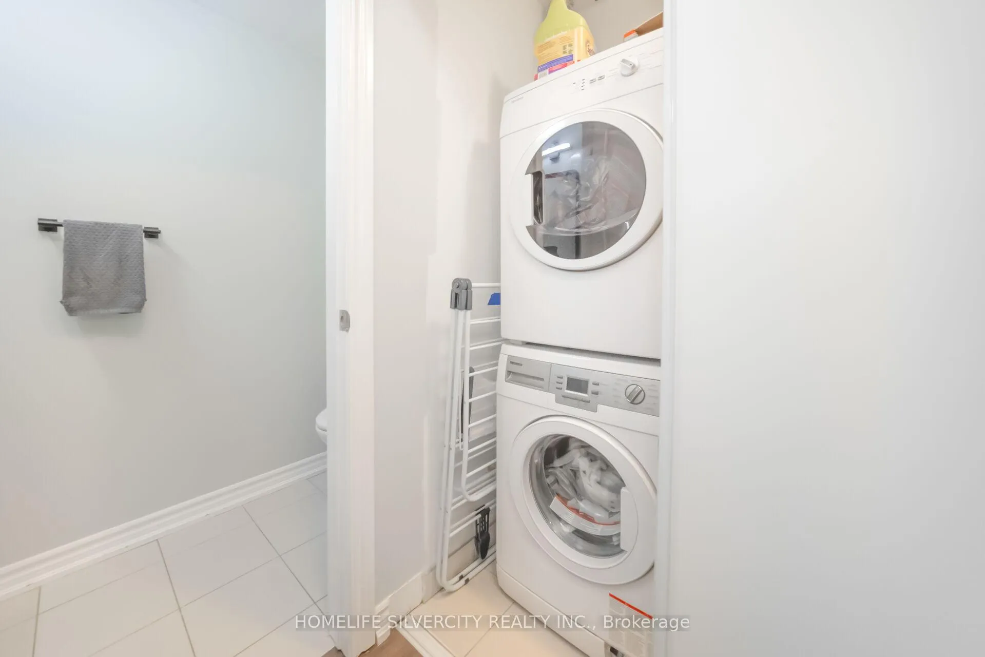Photo 29 of Unit 4, 130 Long Branch Avenue, Etobicoke, Long Branch — HOMEH