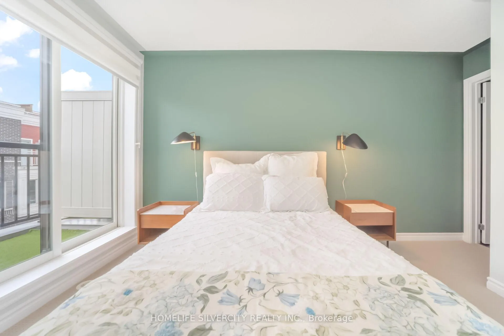 Photo 36 of Unit 4, 130 Long Branch Avenue, Etobicoke, Long Branch — HOMEH