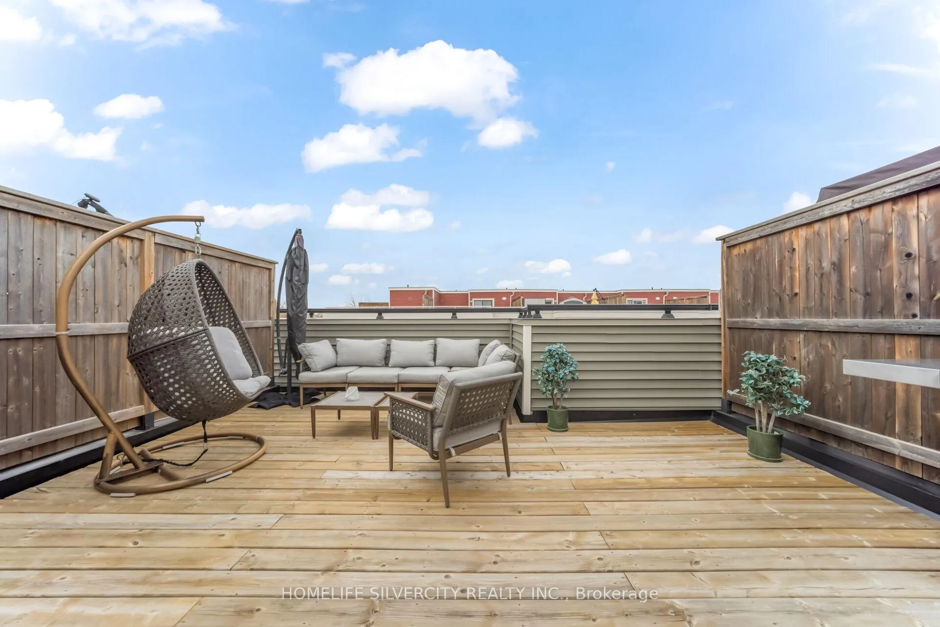 Photo 44 of Unit 4, 130 Long Branch Avenue, Etobicoke, Long Branch — HOMEH