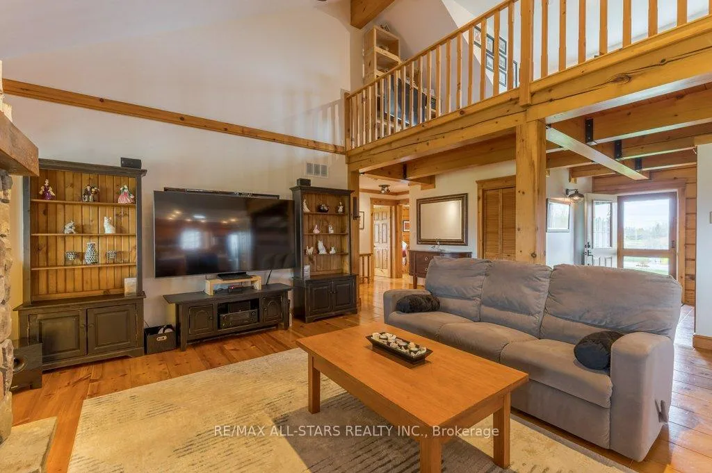 Photo 5 of 1769 Myers Crescent, Selwyn — HOMEH
