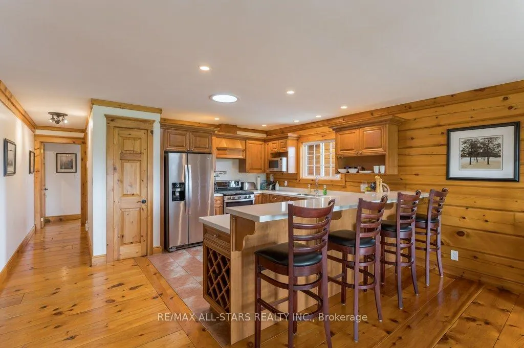 Photo 8 of 1769 Myers Crescent, Selwyn — HOMEH