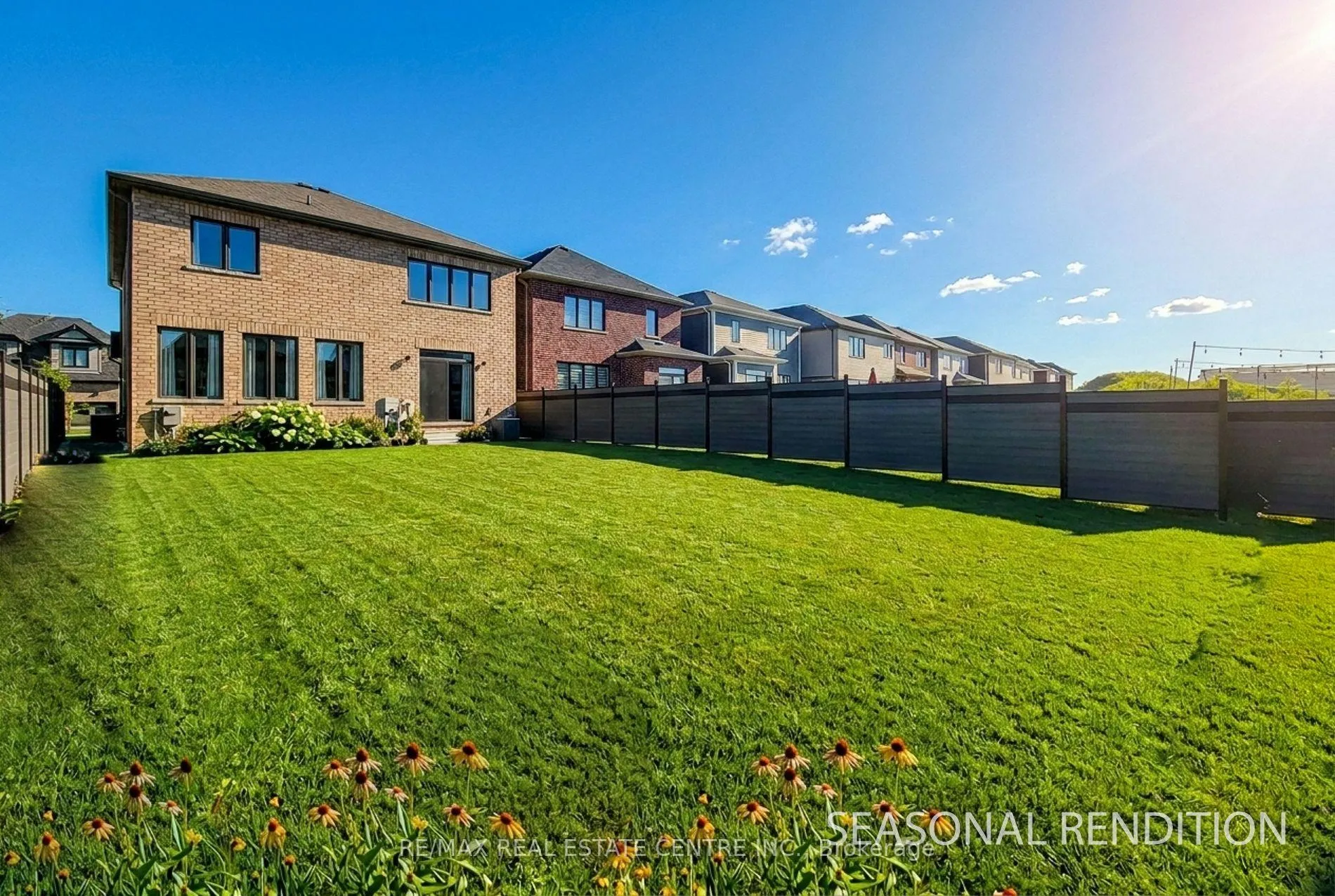 Photo 4 of 23 Hawick Crescent, Haldimand — HOMEH