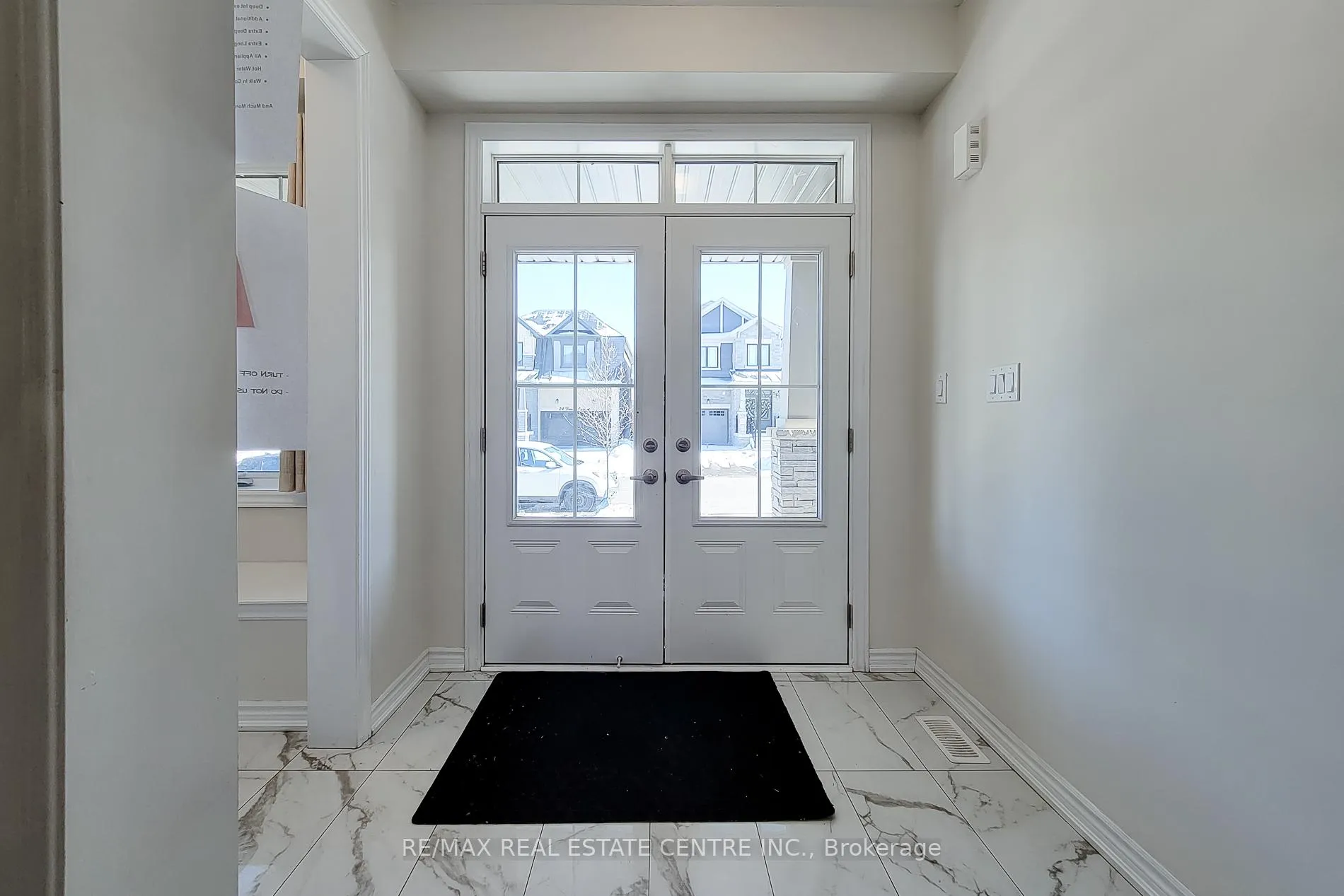 Photo 6 of 23 Hawick Crescent, Haldimand — HOMEH