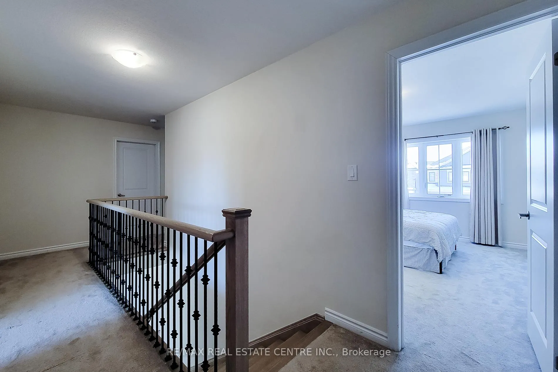 Photo 24 of 23 Hawick Crescent, Haldimand — HOMEH
