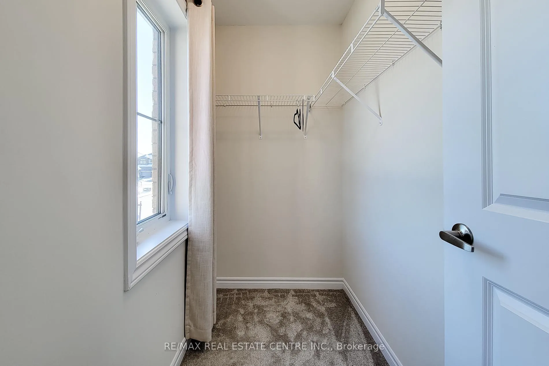 Photo 39 of 23 Hawick Crescent, Haldimand — HOMEH