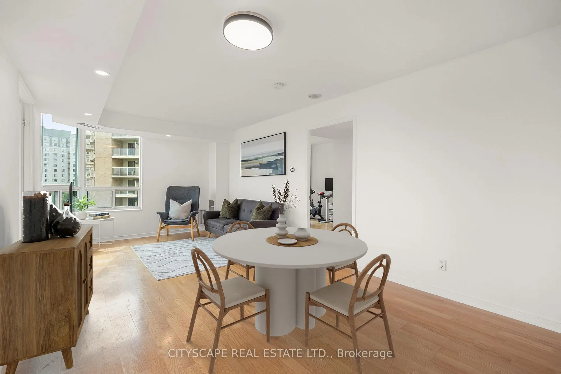 Photo 7 of Unit 503, 5 Emerald Lane, Vaughan, Crestwood-Springfarm-Yorkhill — HOMEH