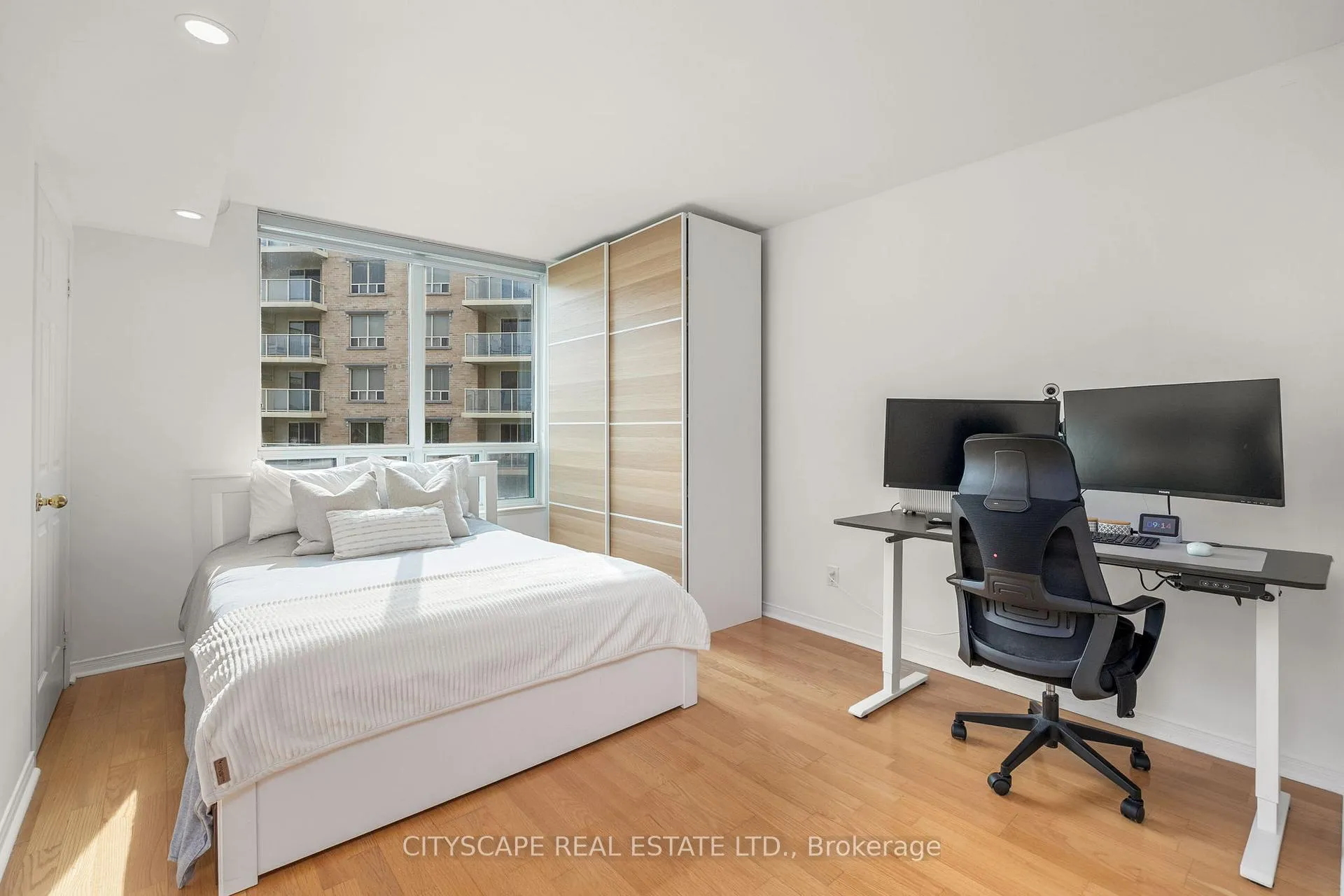 Photo 14 of Unit 503, 5 Emerald Lane, Vaughan, Crestwood-Springfarm-Yorkhill — HOMEH