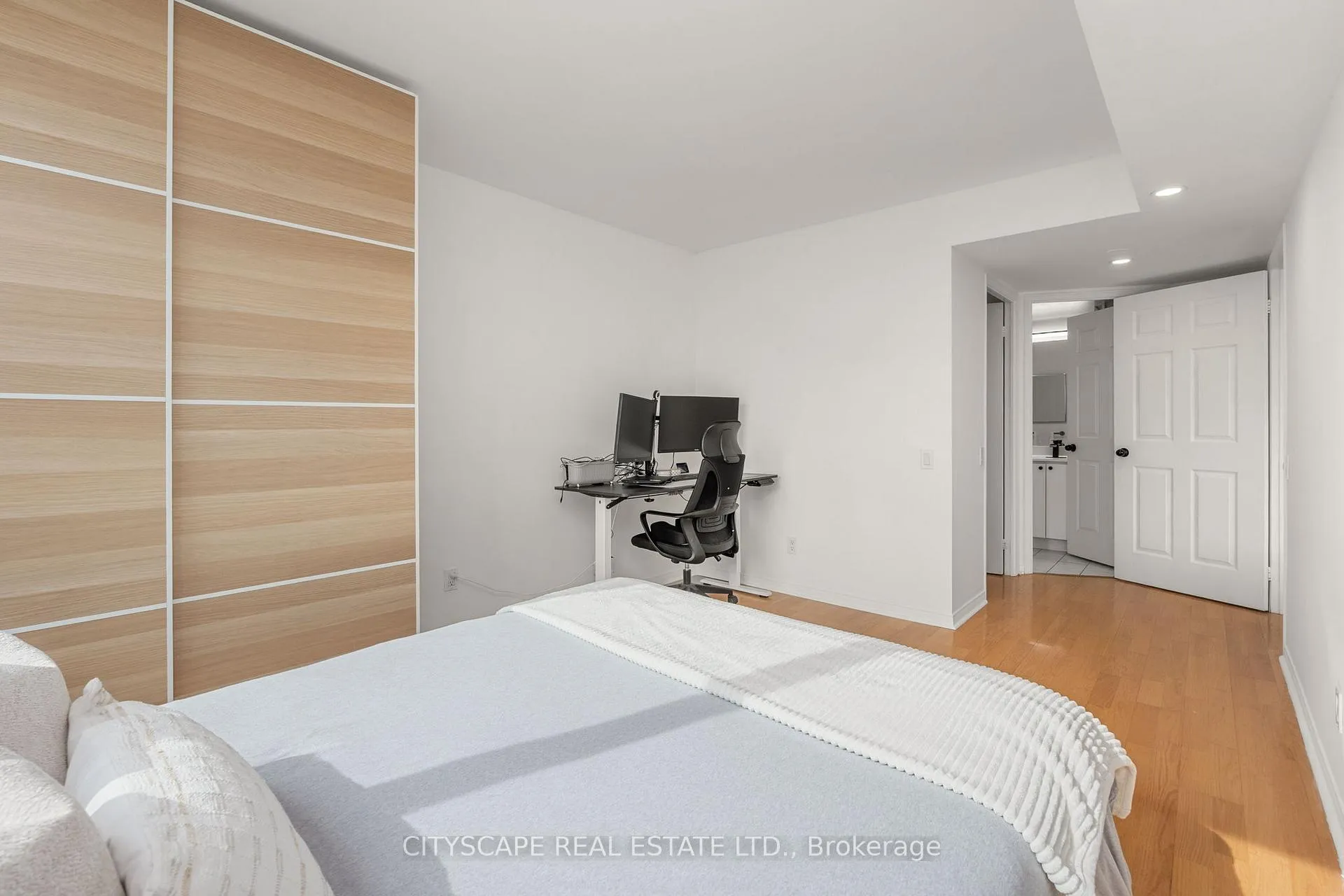 Photo 15 of Unit 503, 5 Emerald Lane, Vaughan, Crestwood-Springfarm-Yorkhill — HOMEH