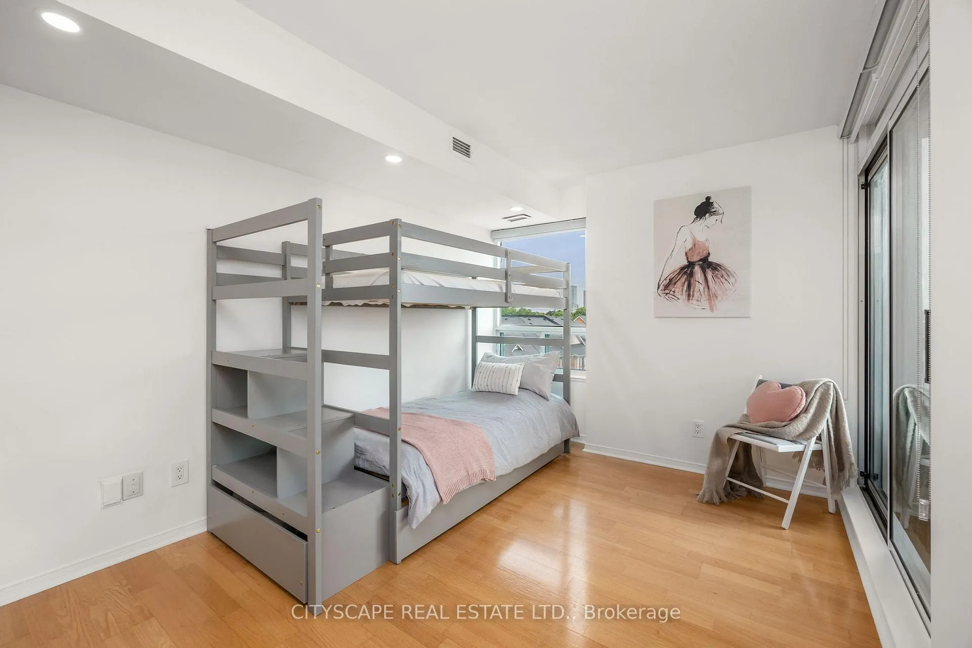 Photo 19 of Unit 503, 5 Emerald Lane, Vaughan, Crestwood-Springfarm-Yorkhill — HOMEH