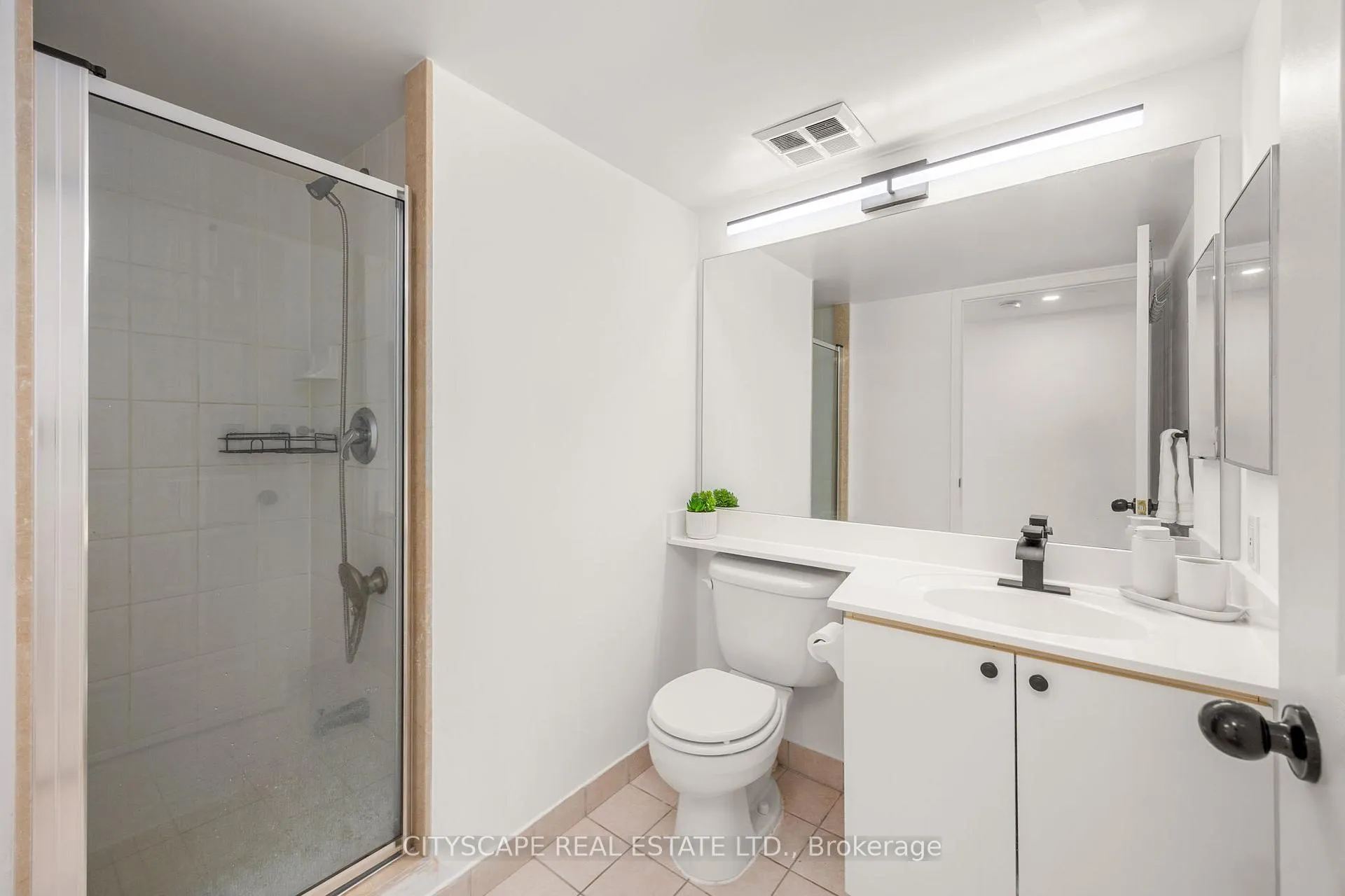 Photo 21 of Unit 503, 5 Emerald Lane, Vaughan, Crestwood-Springfarm-Yorkhill — HOMEH