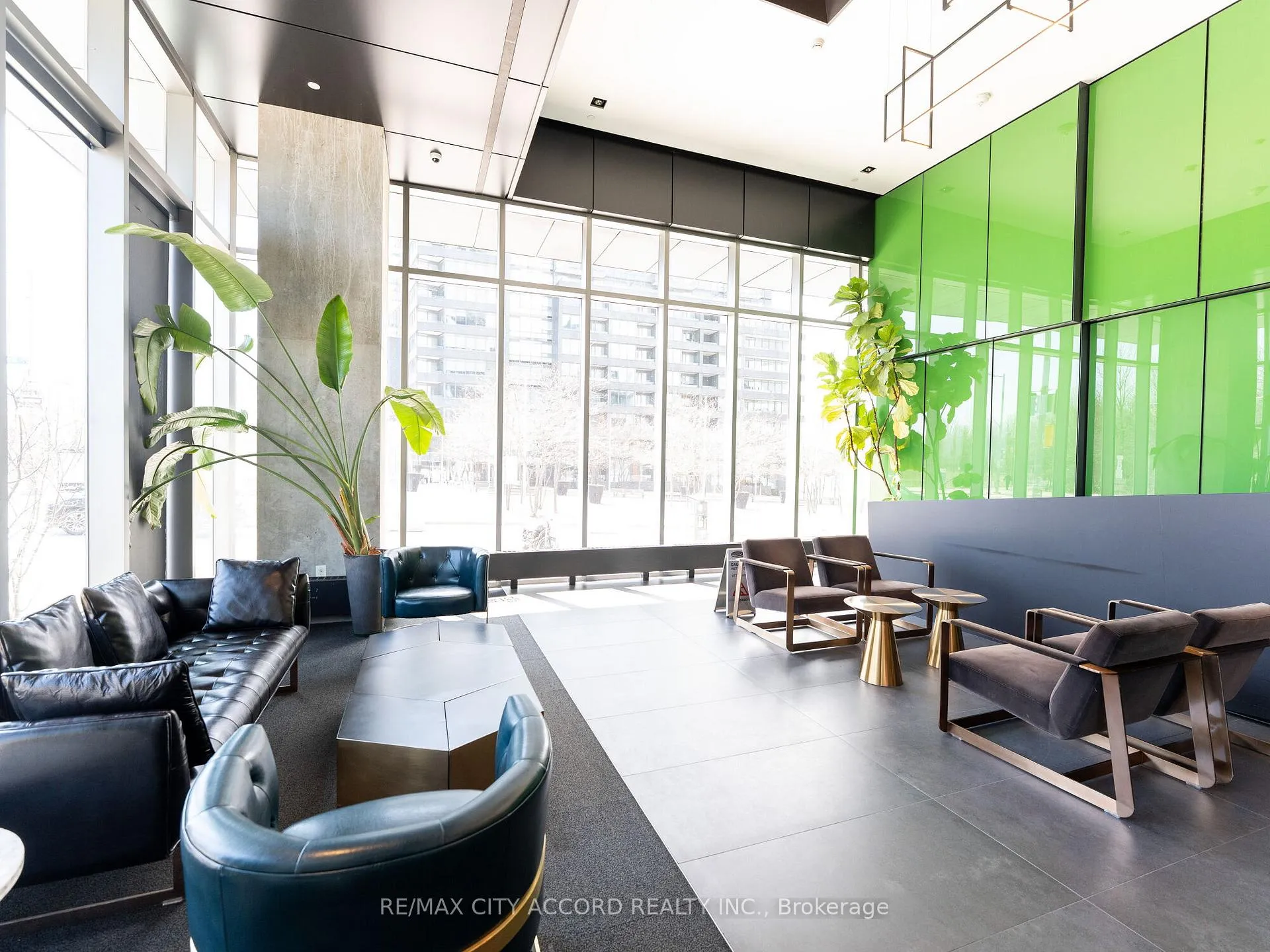 Photo 2 of Unit 705, 170 Bayview Avenue, Toronto, Waterfront Communities — HOMEH
