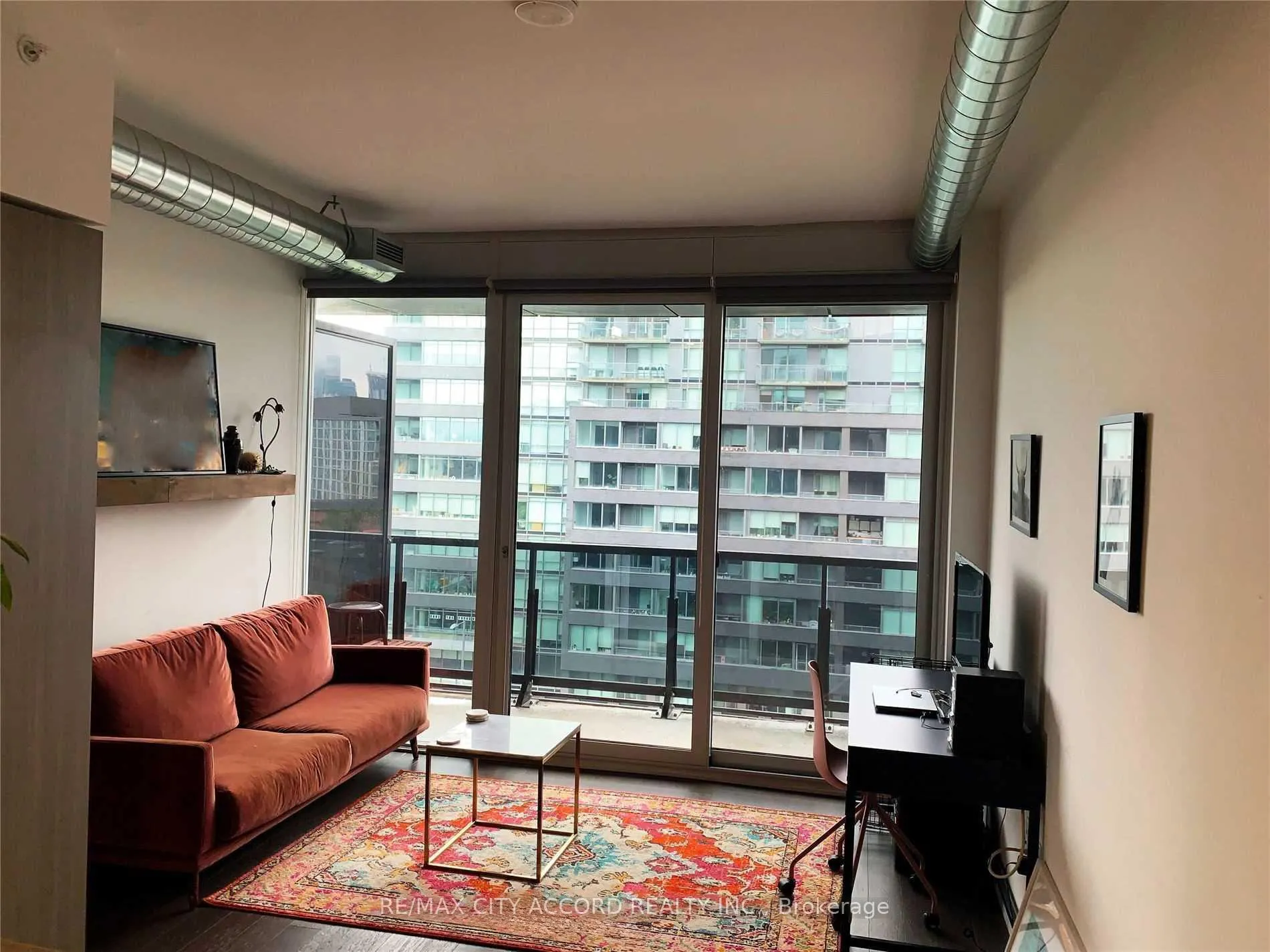Photo 4 of Unit 705, 170 Bayview Avenue, Toronto, Waterfront Communities — HOMEH