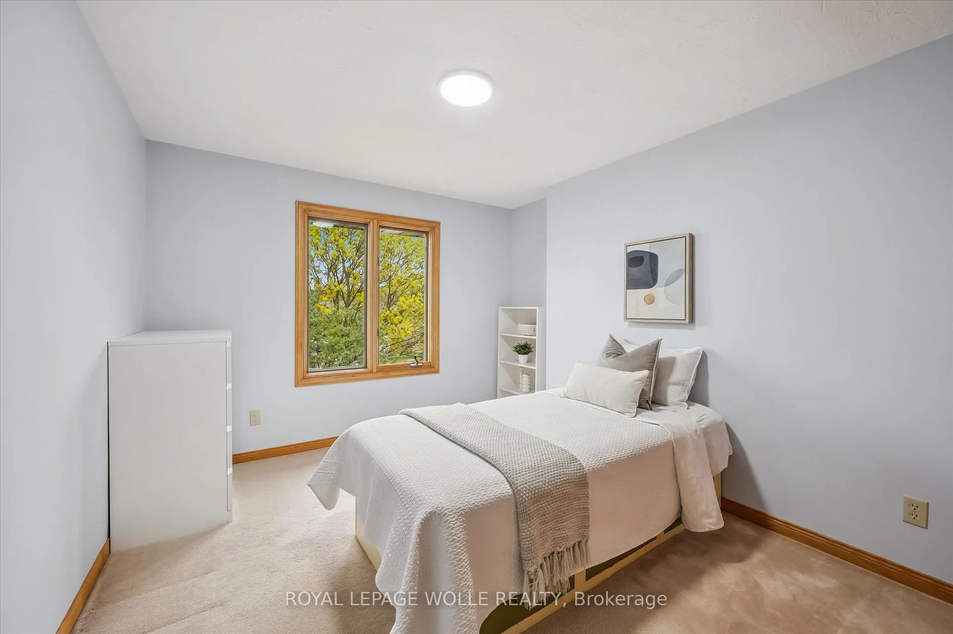Photo 26 of 82 Corfield Drive, Kitchener — HOMEH
