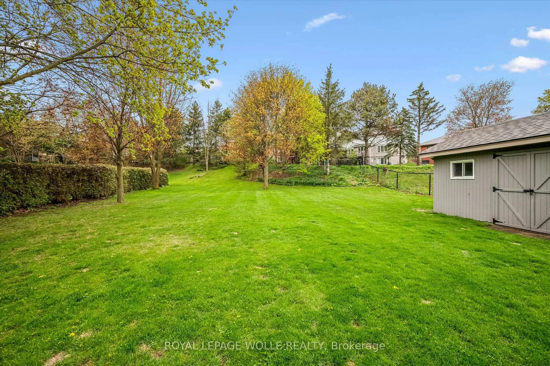 Photo 42 of 82 Corfield Drive, Kitchener — HOMEH